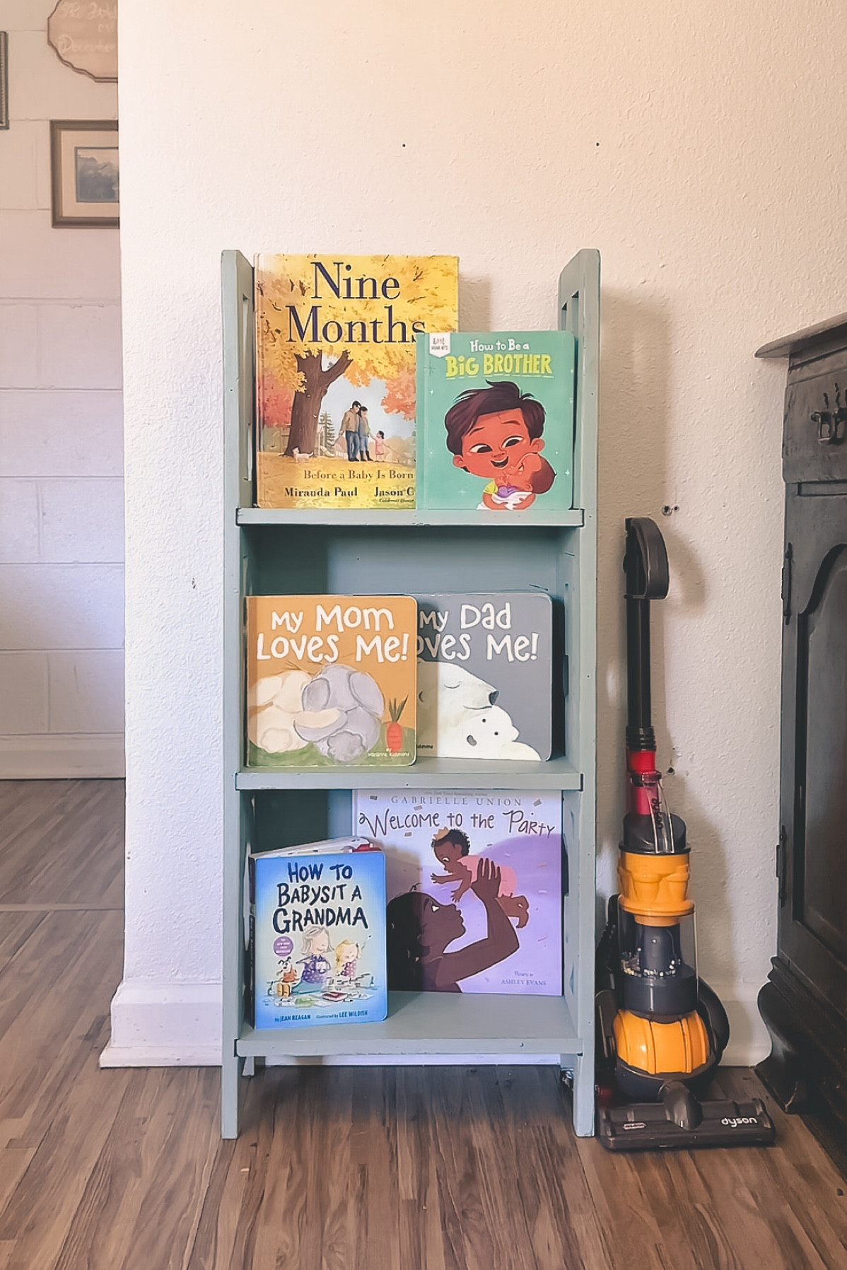 New baby brother themed book rotation for two year old toddler twin boys 

Target | Amazon | Toddler Books | Children’s Books | New baby | Newborn baby | books

#LTKFamily #LTKKids #LTKBaby