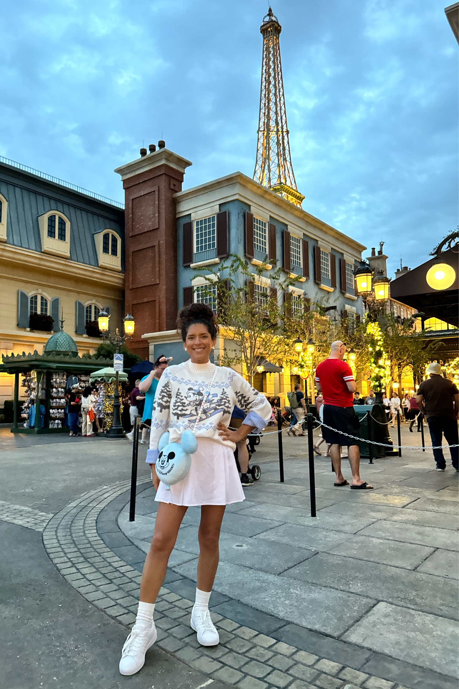 Another #Disney outfit for a beautiful trip! I got a size small and it was still a lose fit but not quite oversized 🥰✨ 

#LTKSeasonal #LTKHoliday #LTKfindsunder50