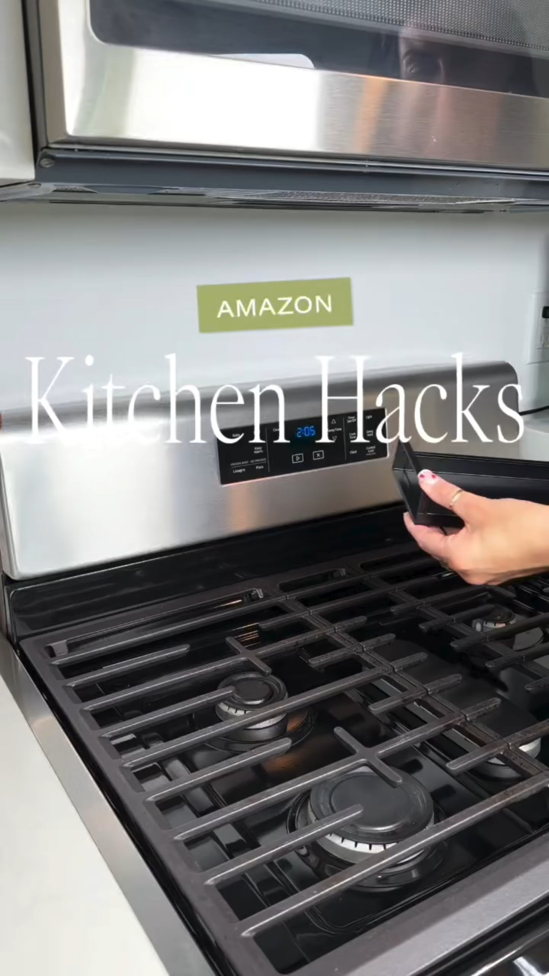 Kitcen Hacks 👩🏽‍🍳🧂🫙✨💫

Reduce counter clutter and maximize kitchen space with this expanding stove shelf! Fits to the exact size of your stove. It’s also magnetic to keep it securely in place! 

A great way to have all of your go-to cooking essentials on deck and easily accessible!

#neatlyembellished #organizingideas #kitchenhack #kitchenorganization #organizedhome