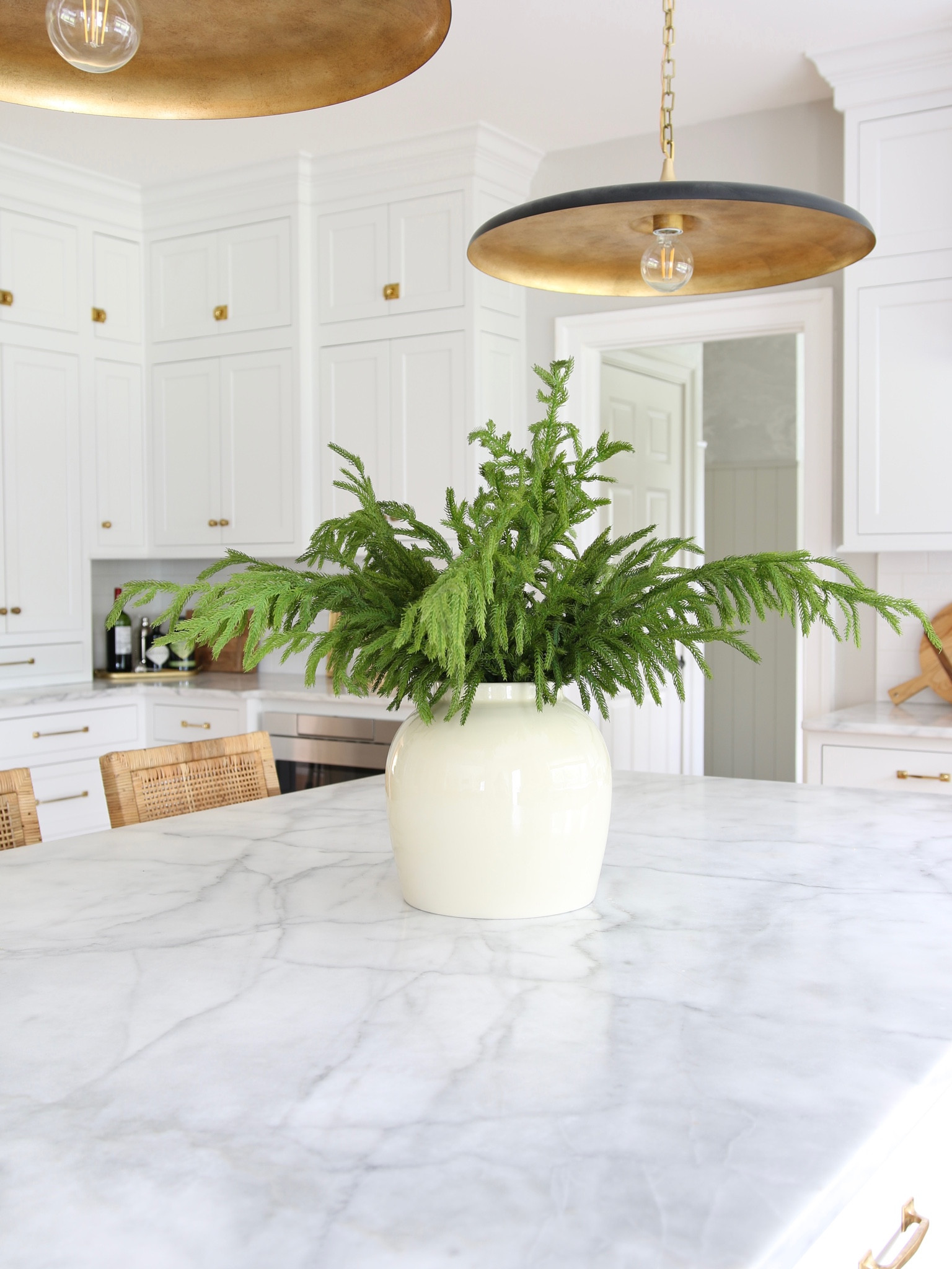 Use code STEFANA20 for 20% off  the Afloral real touch Norfolk one branch and ceramic vase 

#LTKhome #LTKSeasonal #LTKstyletip