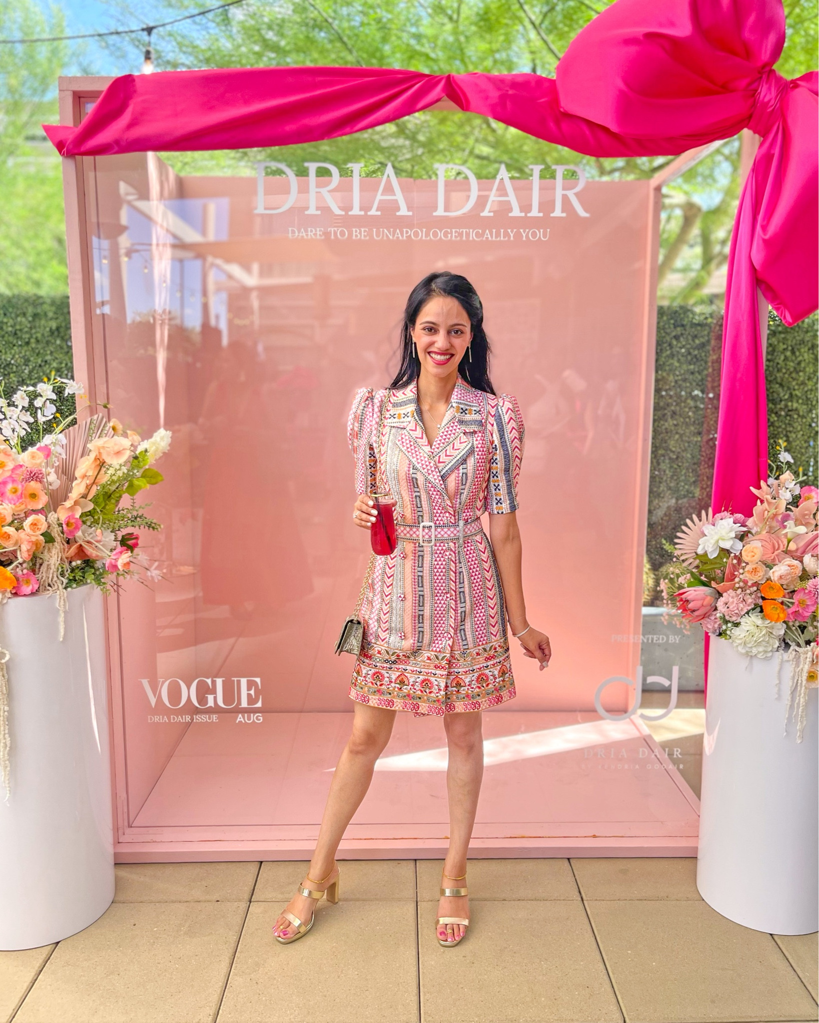 This outfit on Nordstrom!


#LTKFestival #LTKGiftGuide #LTKStyleTip