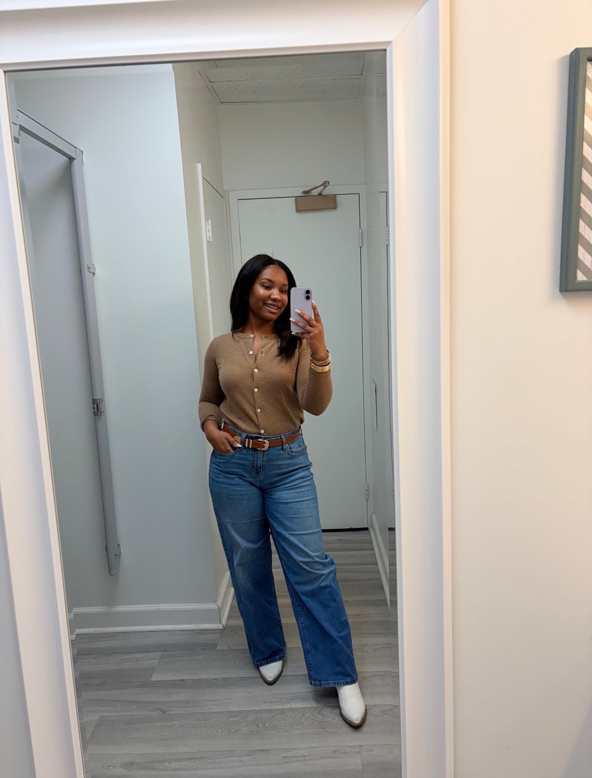 Midsize, petite, business casual, white cowboy boots, wide leg denim pants, cashmere sweater, fitted sweater, gold earrings, gold jewelry, faux leather belt, cashmere cardigann

#LTKootd #LTKdayinmylife #LTKWorkwear