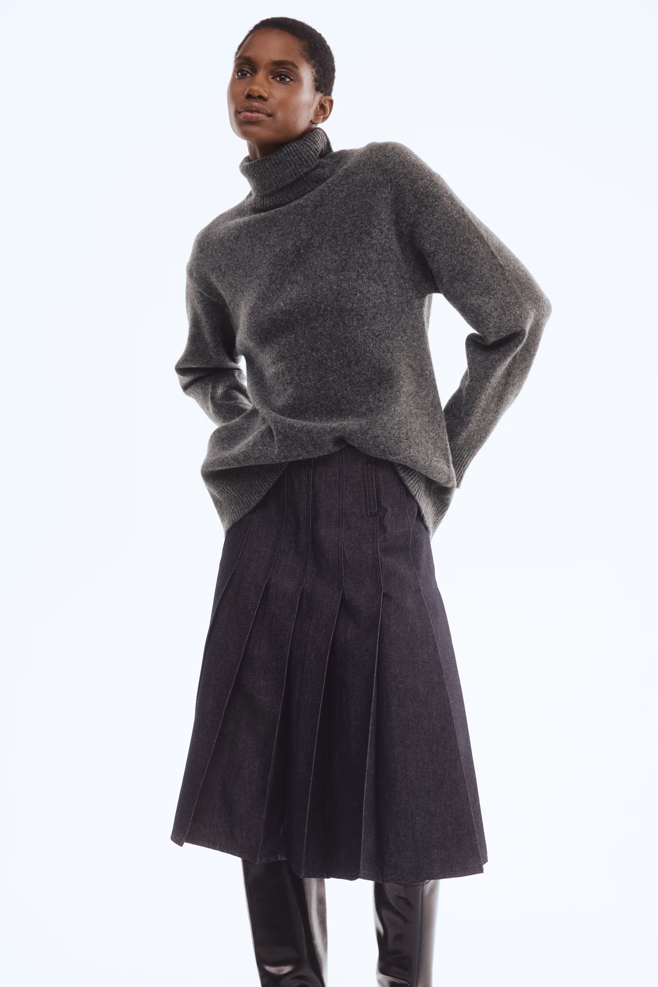 Loose-Fit Turtleneck Sweater | H&M (US + CA)