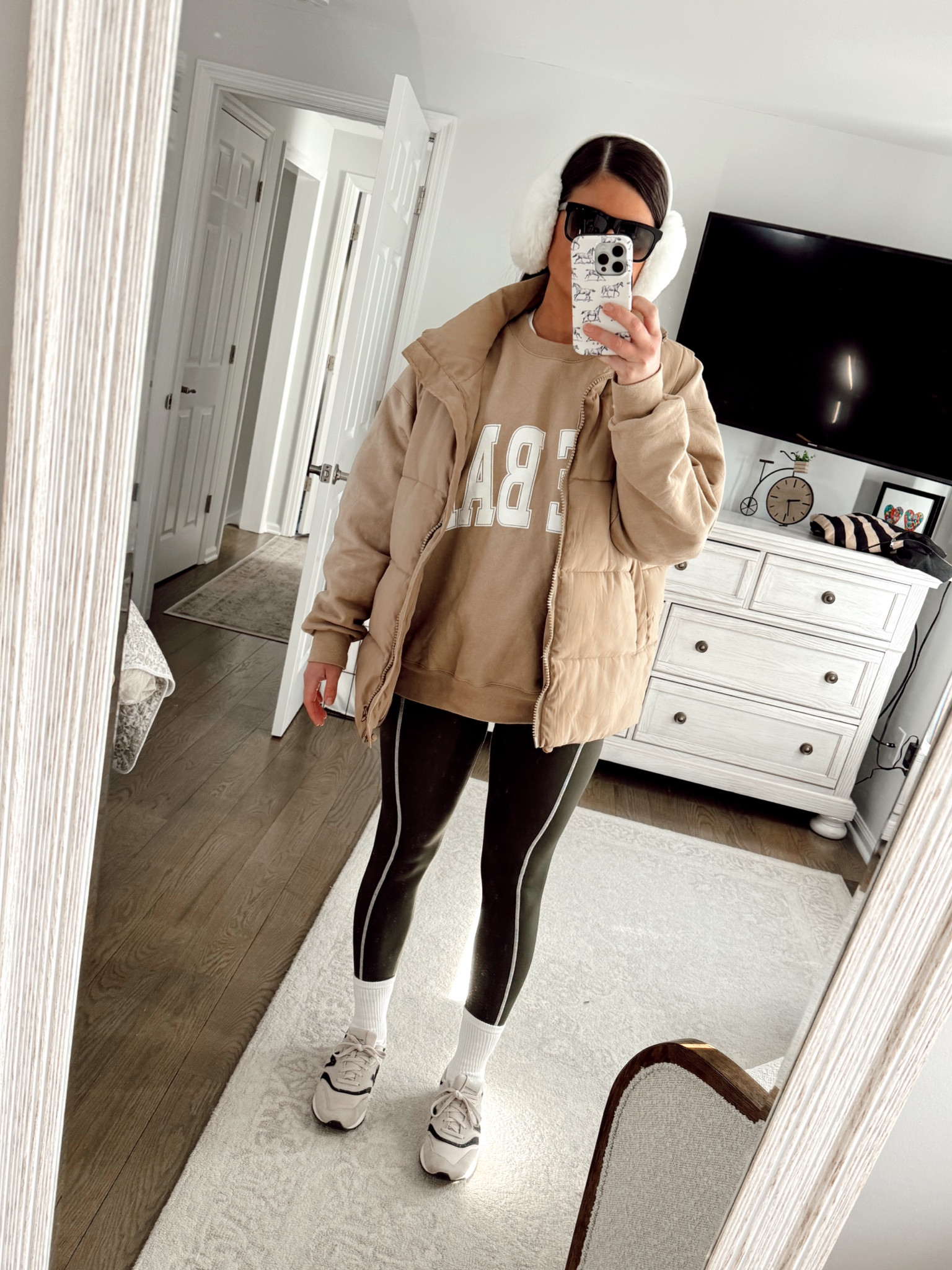 Friday Fit: Hyundai monthly car servicing drop off 🚘❄️🤎

Sweatshirt + Vest: Size L

#LTKstyletip #LTKfindsunder100 #LTKSeasonal