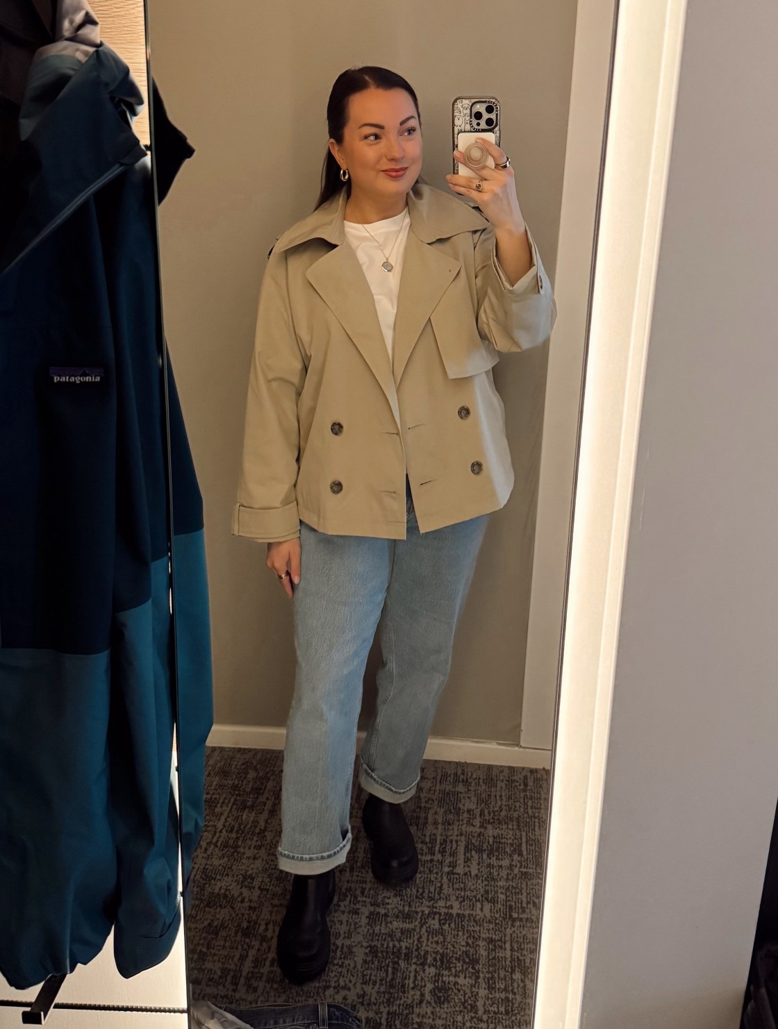 These are the outfits I wore in Edinburgh, Scotland! My tan coat is only sold in a green shade at the moment, so I linked a cropped version of the tan coat as well. I also couldn’t find the charcoal grey sweater I’m wearing, so I linked a light grey graphic version of the same sweater. Everything else is the exact item! 