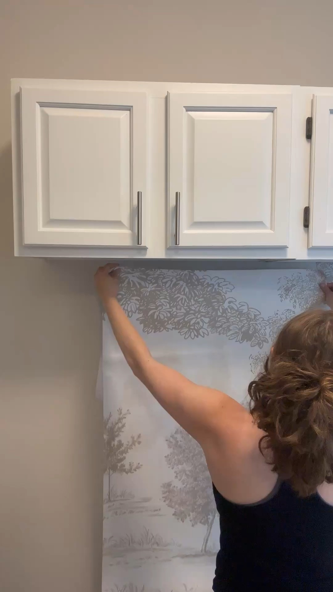 Timelapse magic 🌿✨ Watching this space completely transform with this peel & stick forest mural from Amazon! The soft beige tones and vintage tree design instantly brought warmth and a calming, nature-inspired vibe to the room 🤎

Super easy to apply but I recommend doing it with someone to help you, plus the quality looks like real canvas once it’s up 👏

If you’ve been thinking about a statement wall—this is your sign 🌳🤍

#LTKhome #amazonfinds #wallpaperdecor #homemakeover #neutralhome #accentwall #rentersfriendly #homeinspo

#LTKHome