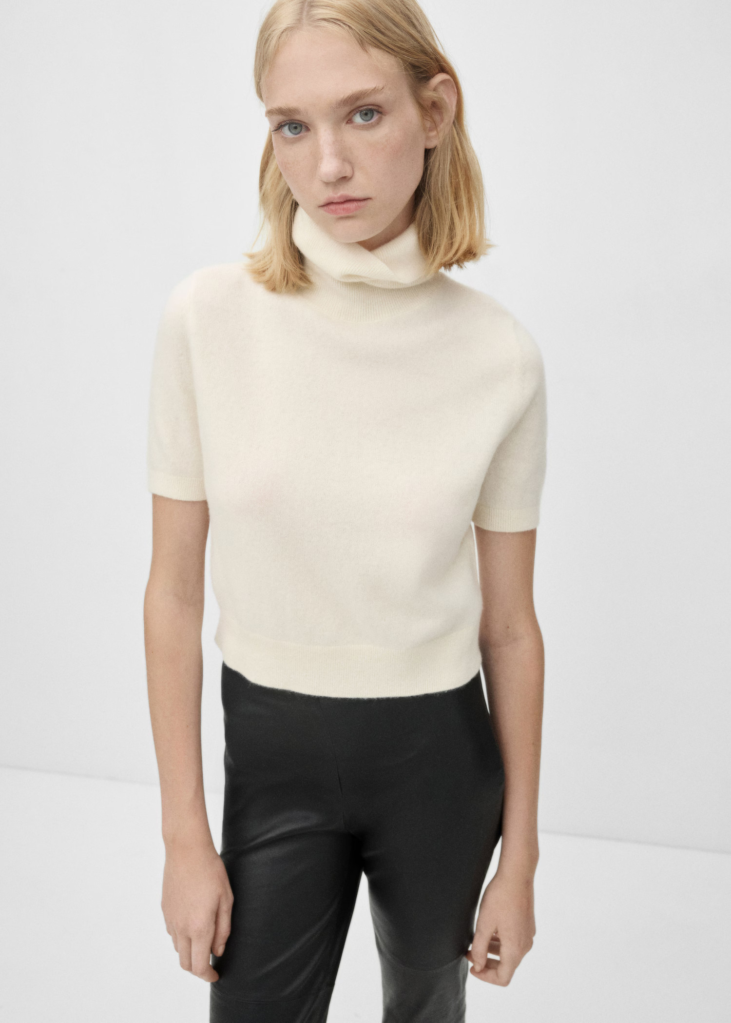 100% cashmere short-sleeved sweater - Women | MANGO USA | MANGO (US)