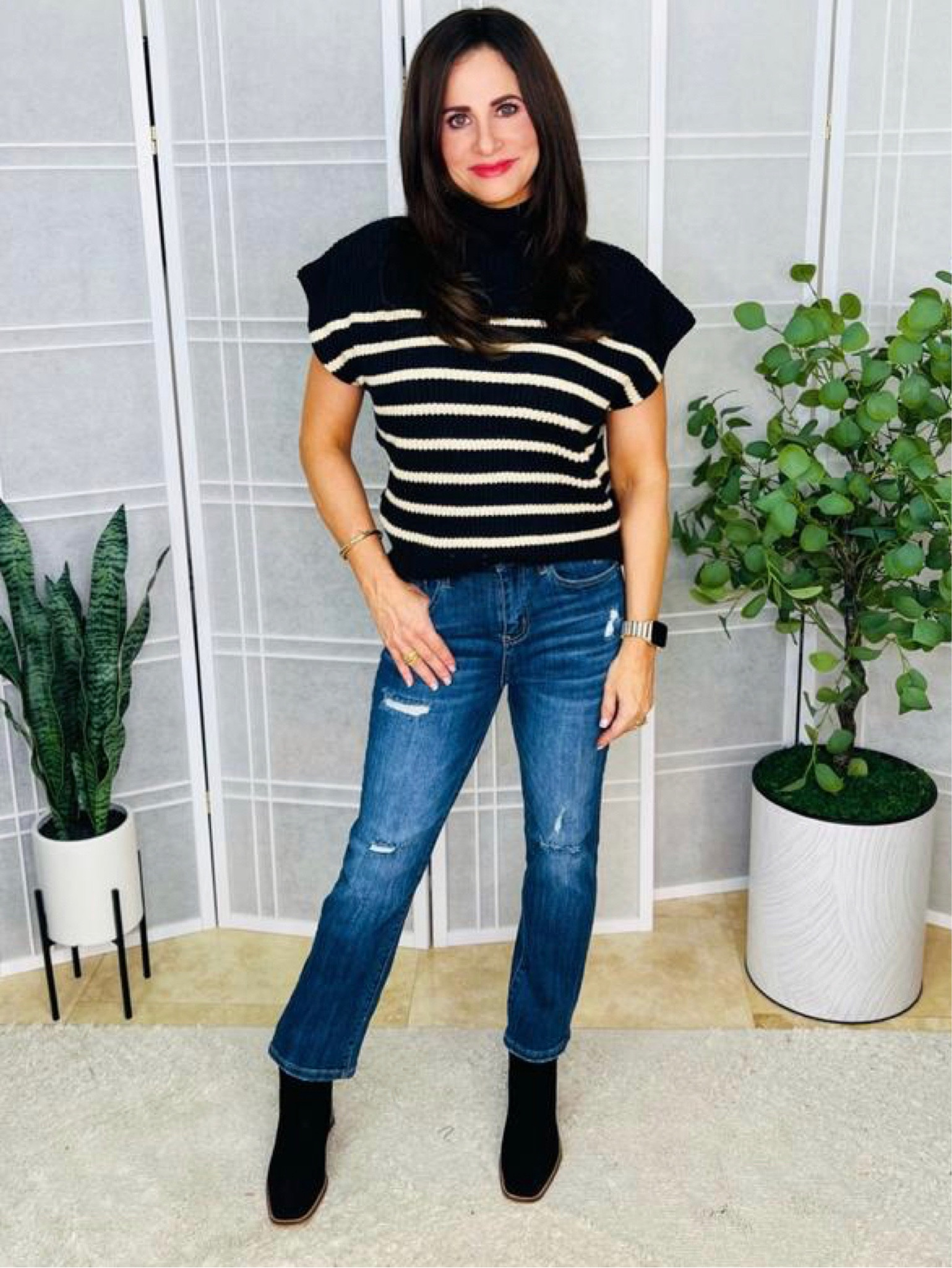 Top sm , jeans 25 
Top is currently 30% off 

#LTKstyletip #LTKover40 #LTKSale