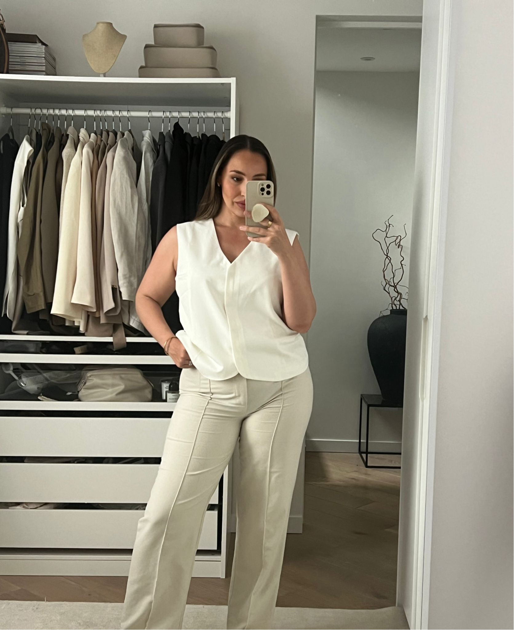 Top - Pretty Lavish 

Trousers - Zara 

Earrings - Studio Safyr

#LTKstyletip #LTKcurves #LTKsummer