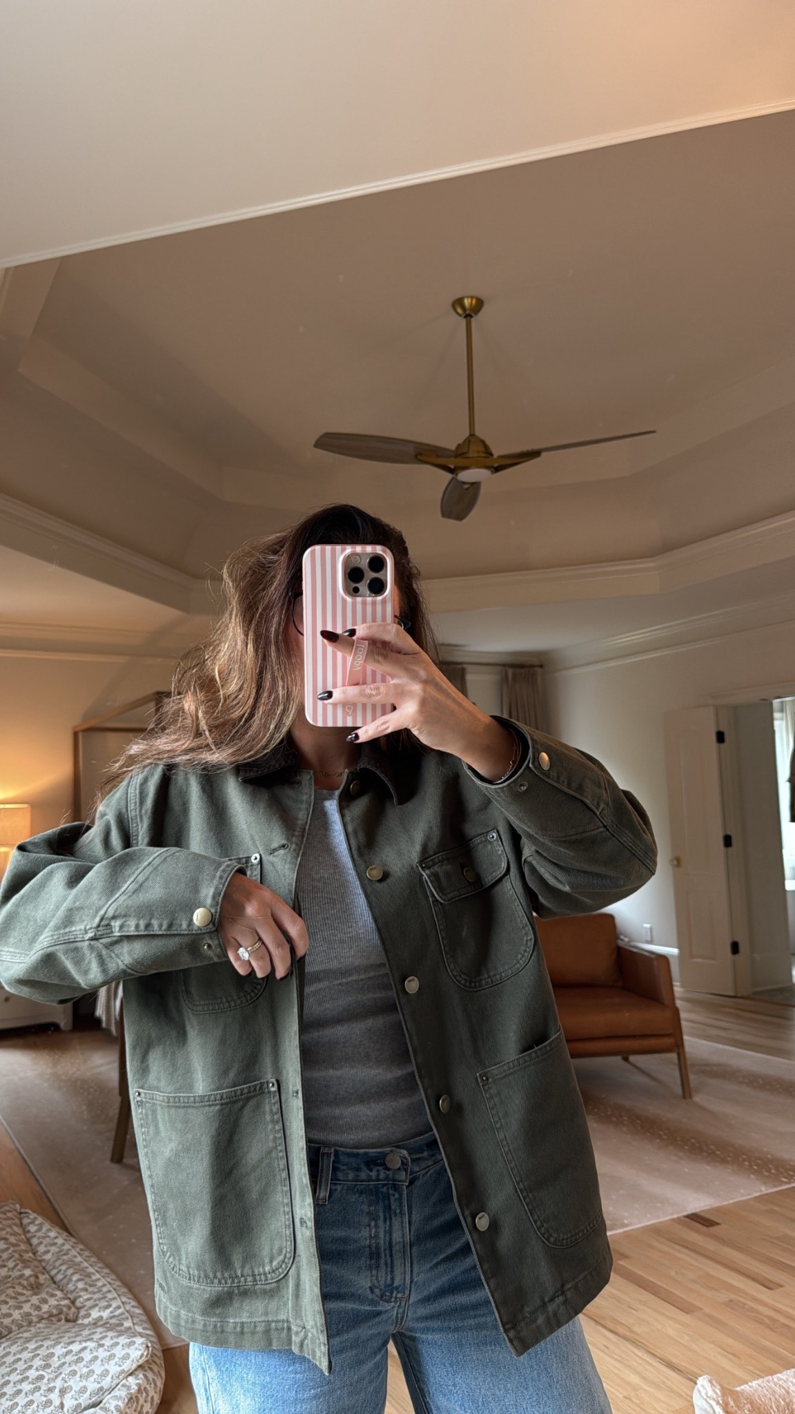 Barn jacket and a few look a like options!

This jacket - small
Tee - medium
Jeans - 28 

#LTKSeasonal #LTKStyleTip #LTKFindsUnder100