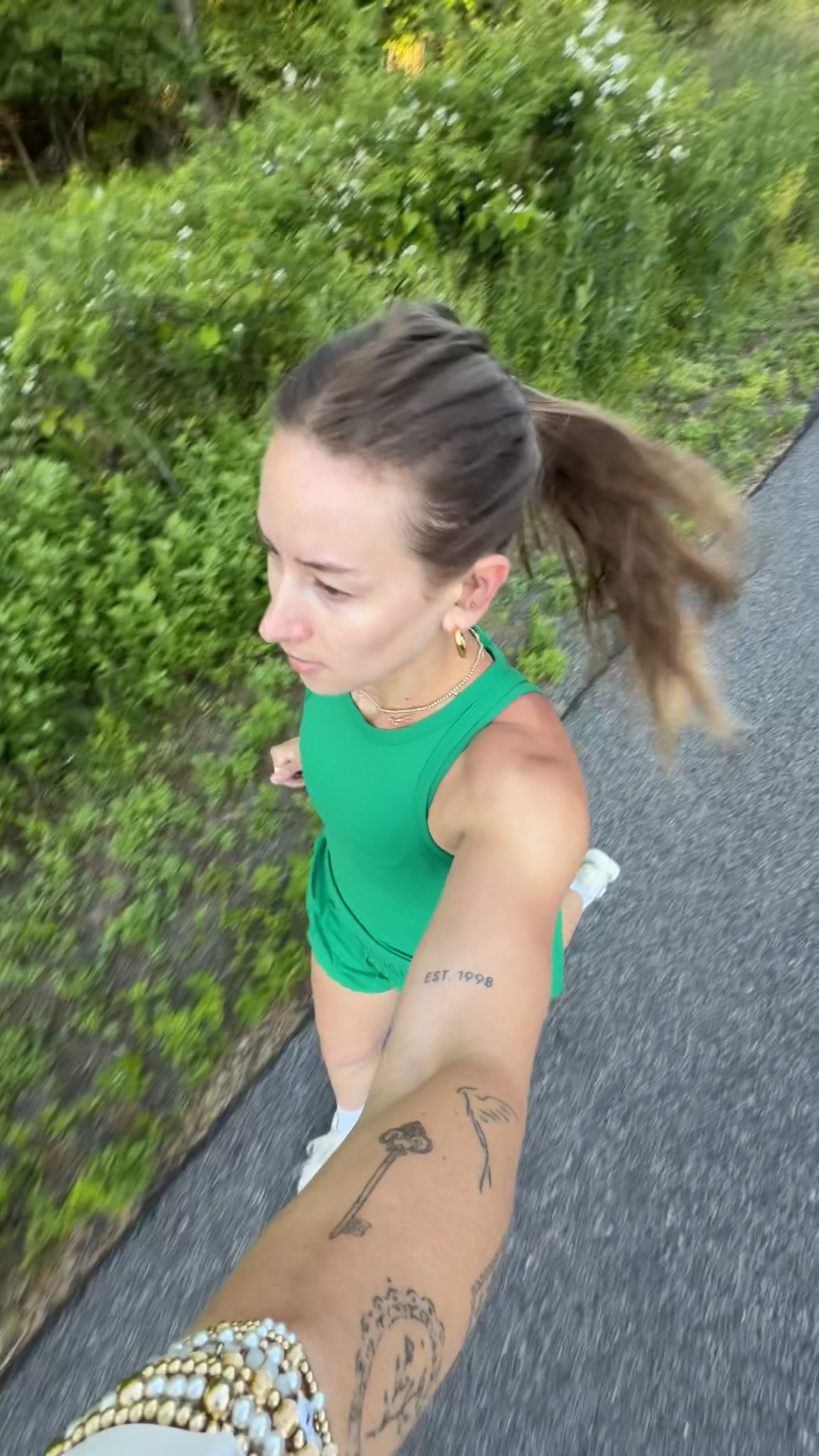 6/1/26 Morning Run Outfit + Favorite Running Gear

Today’s morning run outfit 🤍 wearing a matching green Lululemon set with my Saucony Tempus sneakers, Garmin, Beats headphones, and my favorite Aritzia socks. Comfortable, lightweight pieces that make getting out for a run so much easier—everything is linked here ✨

#LTKfitnessgoals #LTKActive #LTKootd