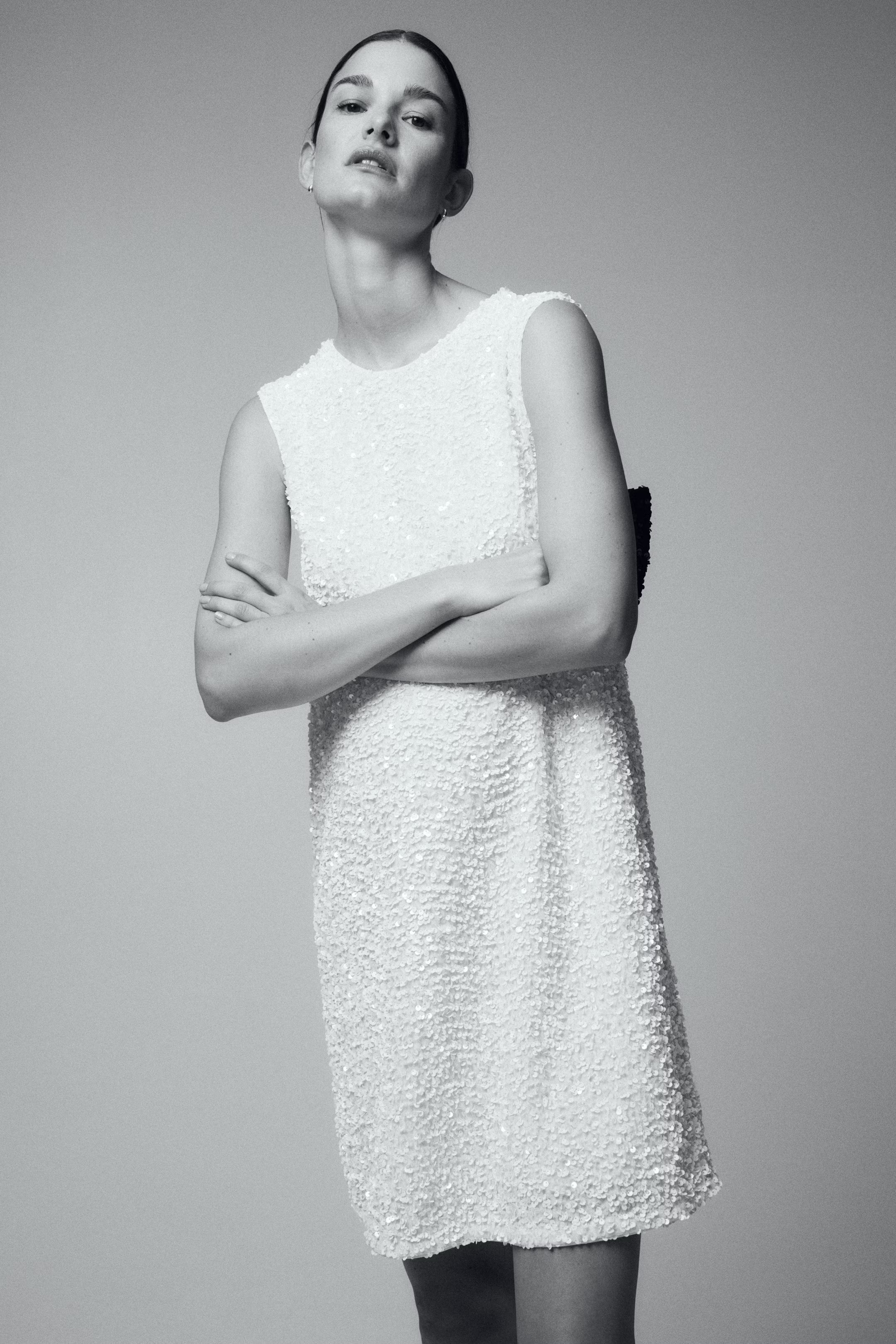 MAMA Robe à sequins avec nœud | H&M (FR, IT, ES, PT, BE)