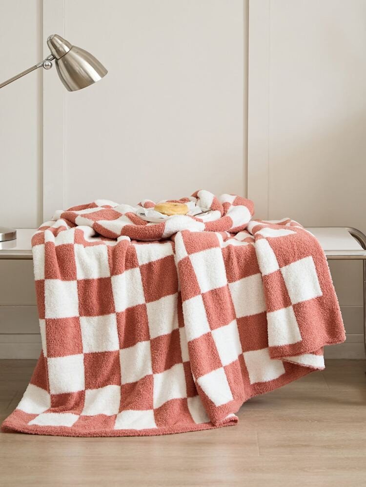1pc Checkerboard Pattern Blanket | SHEIN