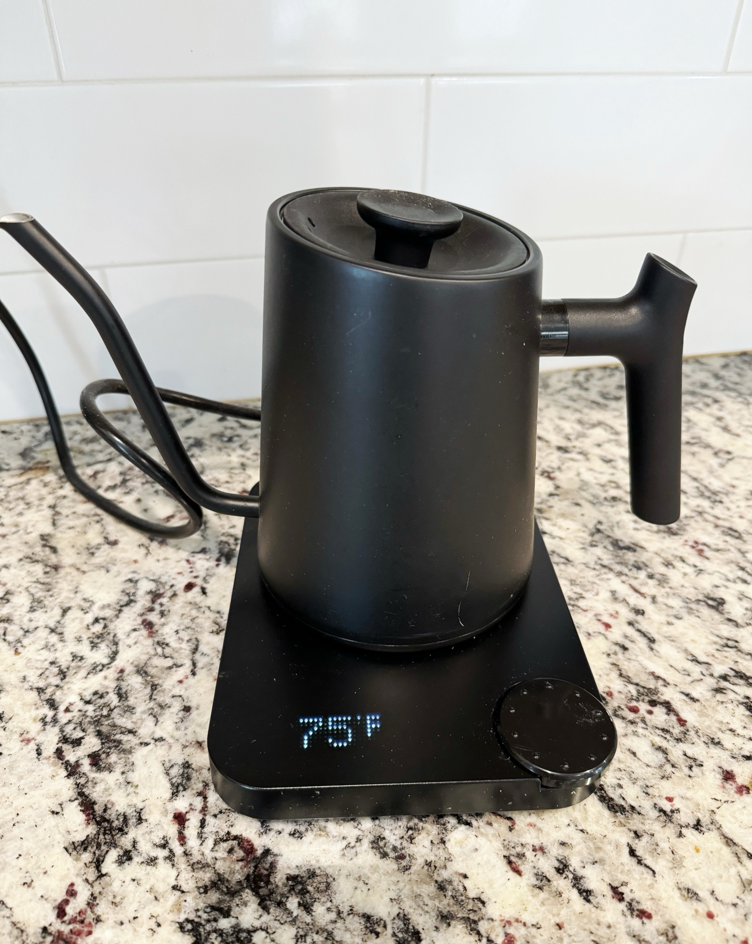 Amazon kettle. Black kettle. 

#LTKhome #LTKSeasonal #LTKfindsunder50