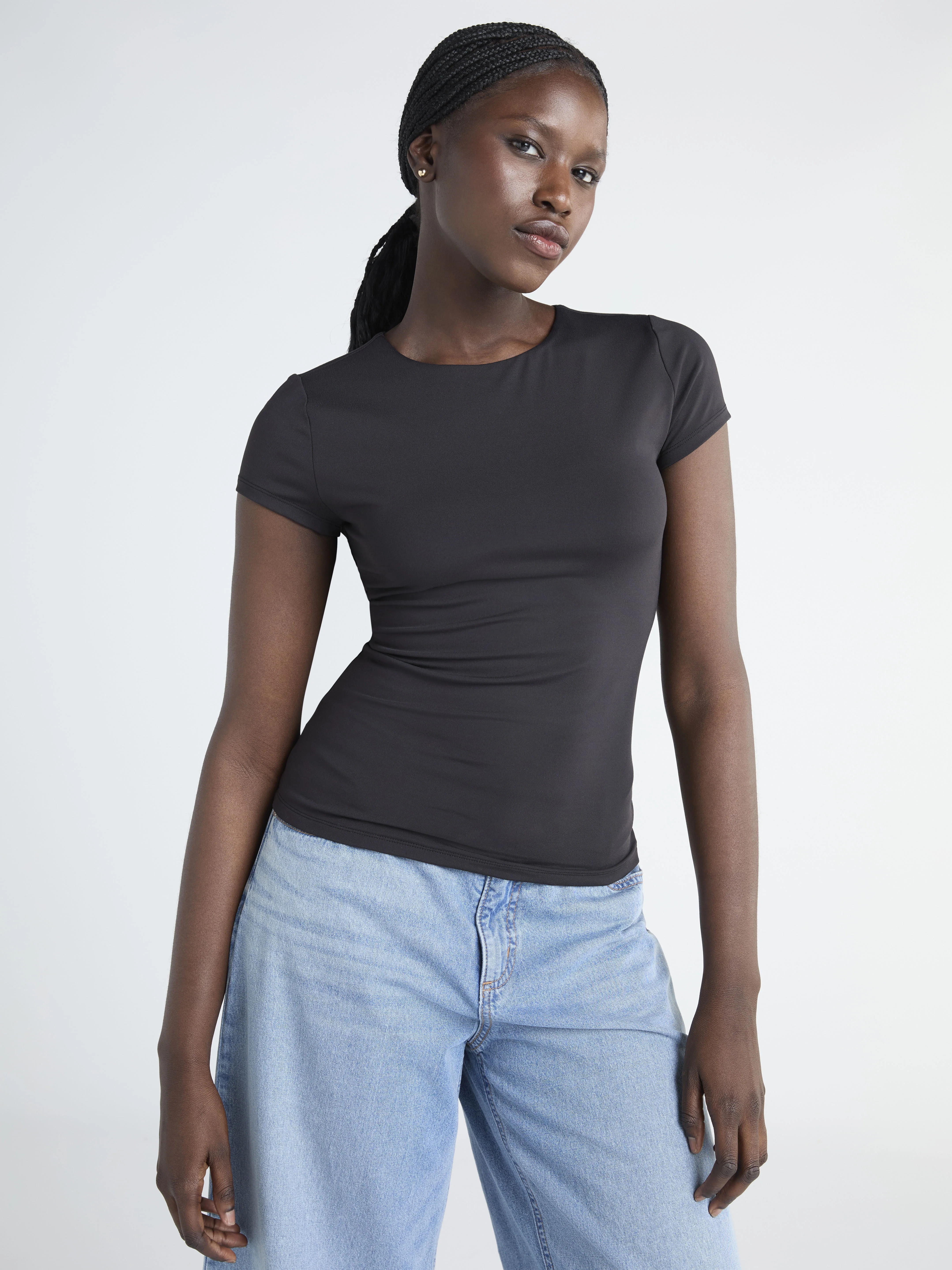 Scoop Women's Contour Fitted Tee with Short Sleeves, Sizes XS-XXL | Walmart (US)