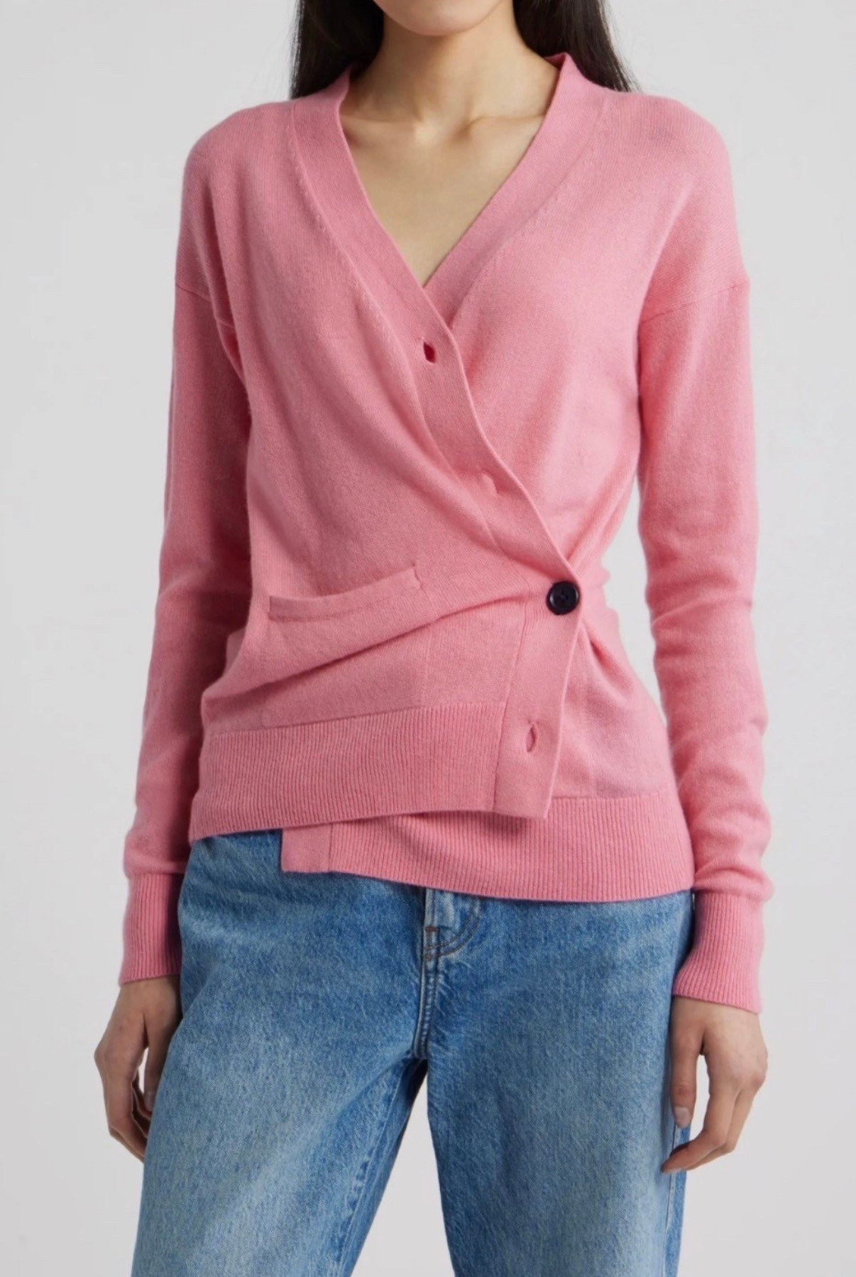 Obsessed with this cardigan!


#LTKSeasonal