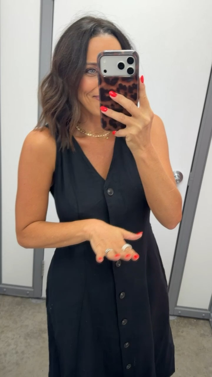 Such a good little black dress from Walmart! 🖤 The button-front detail and easy fit make this one you can wear a million different ways. Dress it up with sandals or keep it casual with sneakers!

Wearing XS.

#WalmartFinds #WalmartFashion #WalmartStyle #AffordableFashion #LTKFinds