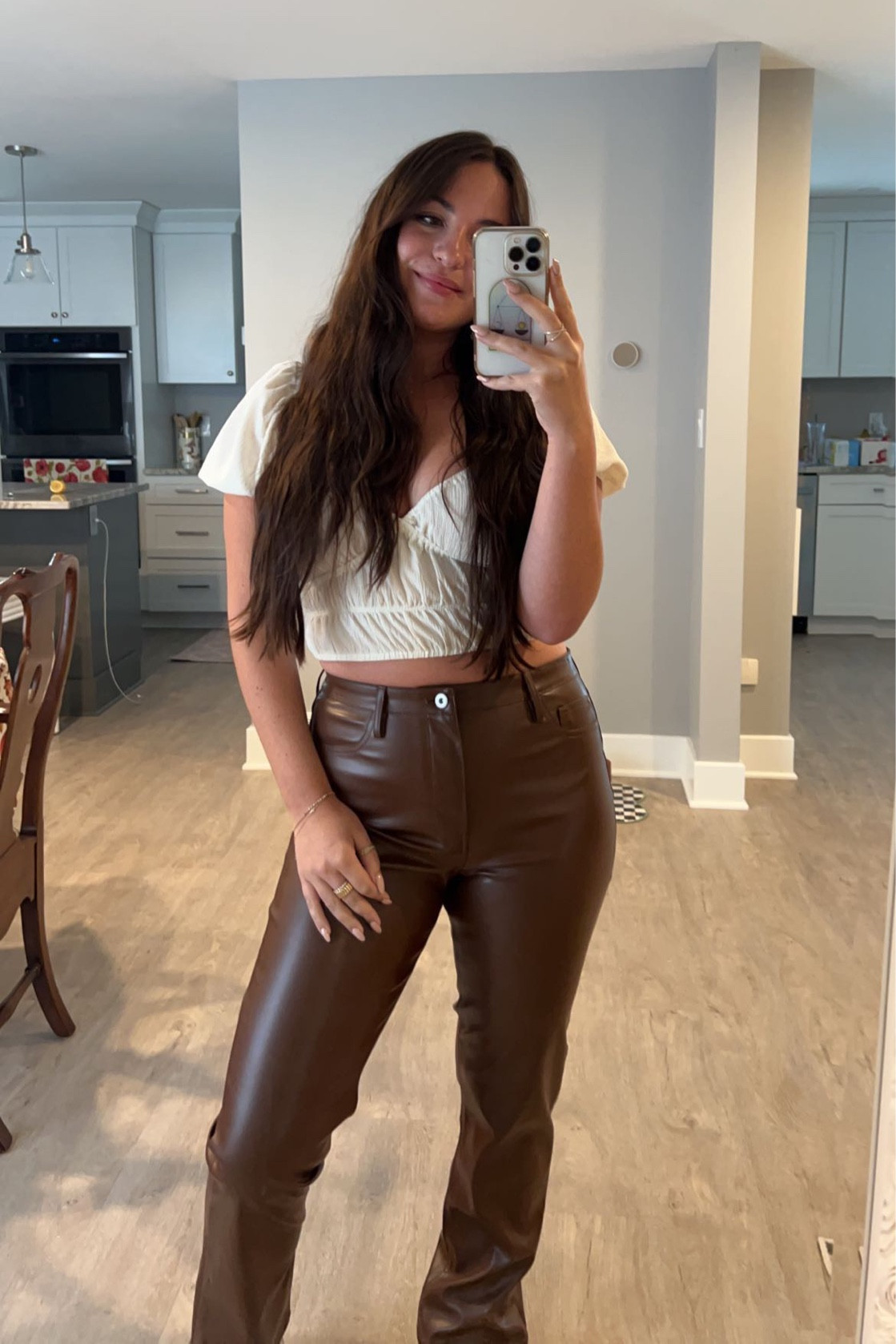 dupe, aritzia dupe, faux leather, faux leather pants, brown leather pants, brown pants, aritzia pants dupe, affordable leather pants

#LTKsalealert #LTKGiftGuide #LTKunder50