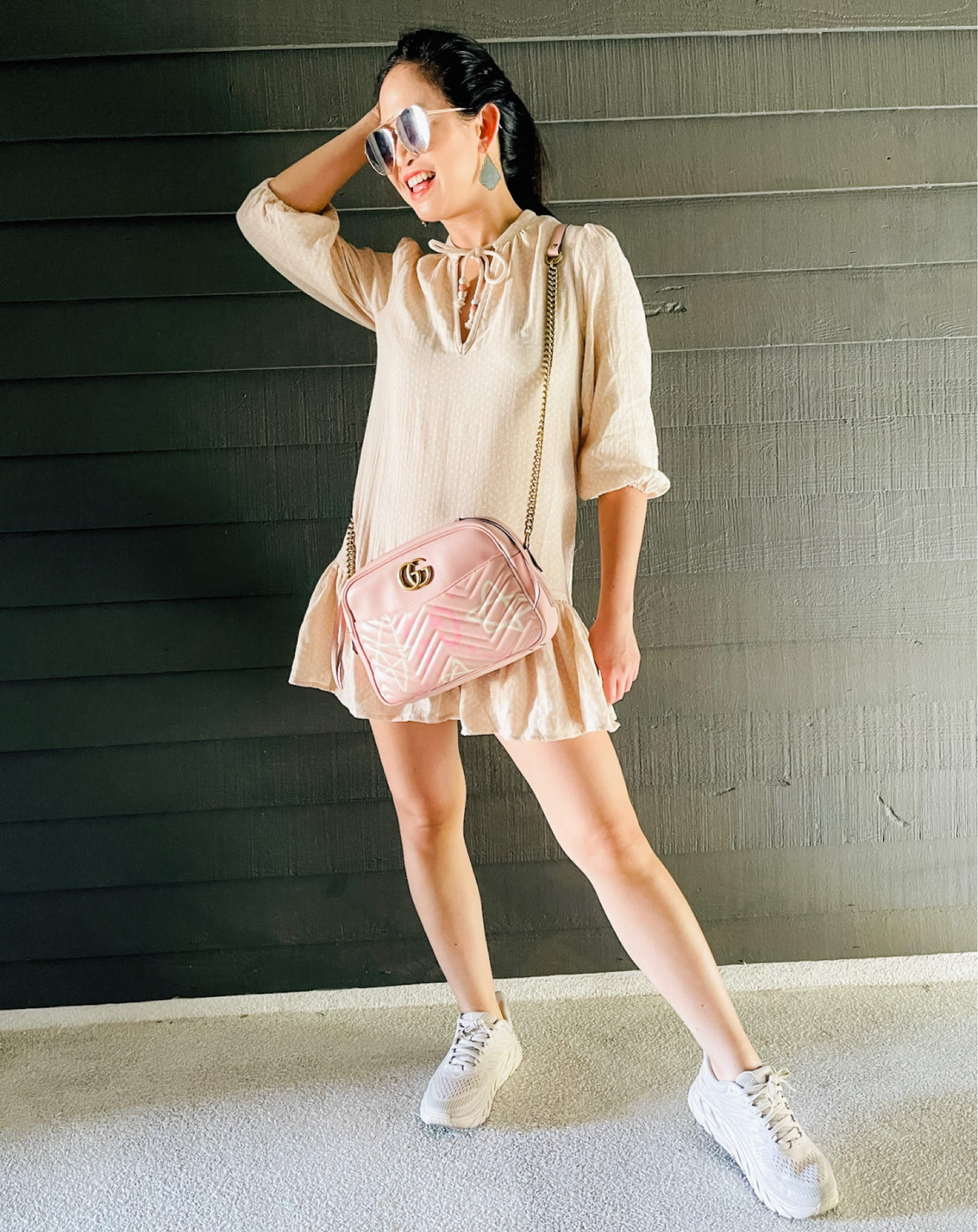 This is the cutest Fall transition dress! The fabric is a bit warm for sunmer and the sleeves will keep your arms cozy in the cooler months!🍁🍂🤗Pair this with sneakers or tights during the winter and you’ll be fab😁




#ltkunder100 #ltkfallfinds #ltkdresses #ltkminidresses #dresses #falldresses

#LTKunder100 #LTKtravel #LTKstyletip