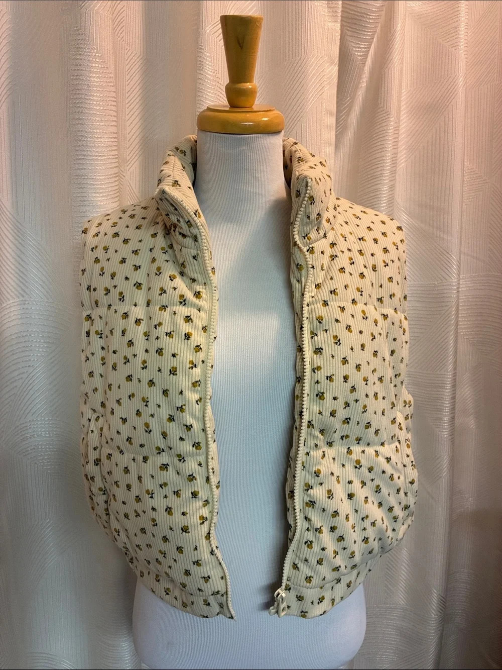 Altar'd State Cream Quilted Floral Puffer Vest | Poshmark