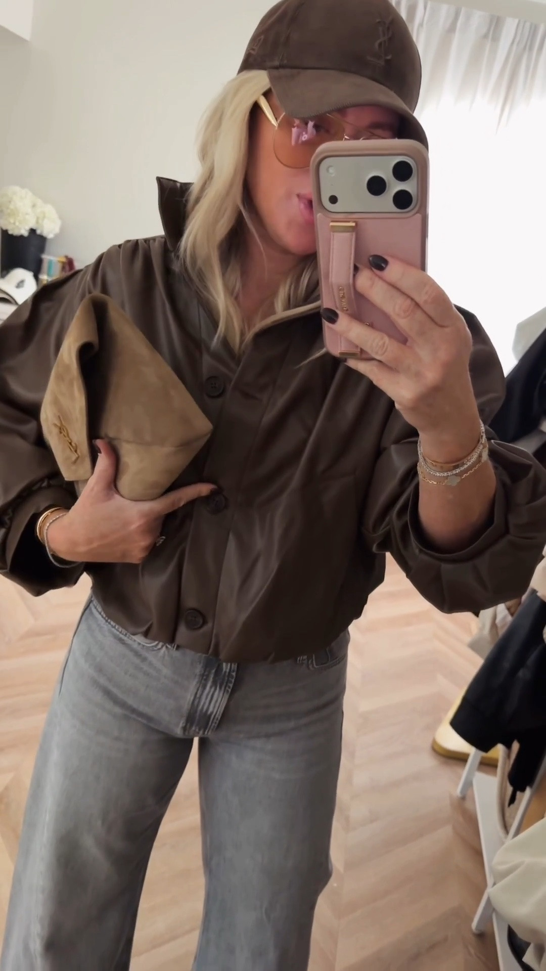 Ok this jacket is CUTE! Decent price point and soft! Love the details and how it hangs! I did small. 🍂🤌🏼🐻

Date night. Workwear. Work outfit. Jeans. Denim.

#LTKootd #LTKSeasonal