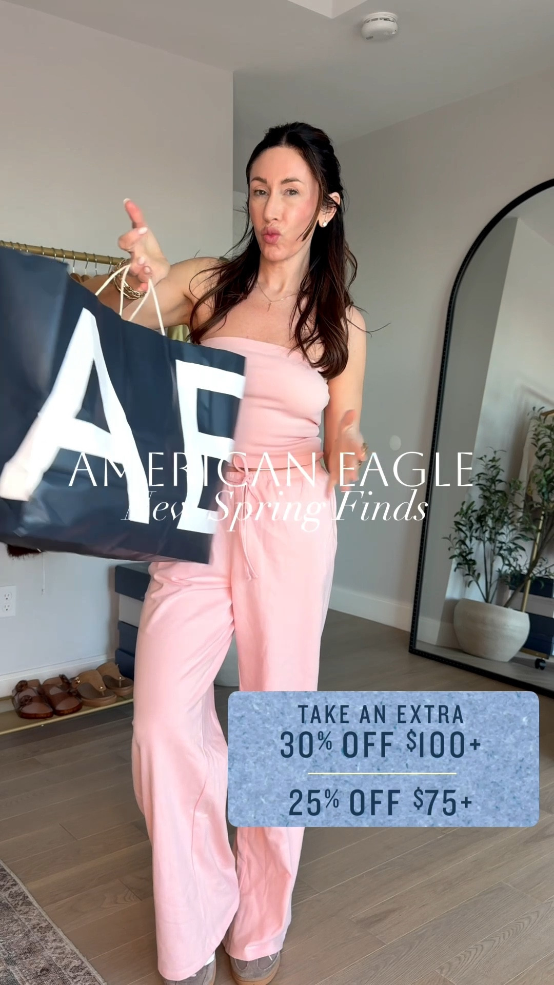 The cutest new finds at American Eagle
American Eagle sale


#LTKSeasonal #LTKPetite #LTKSaleAlert