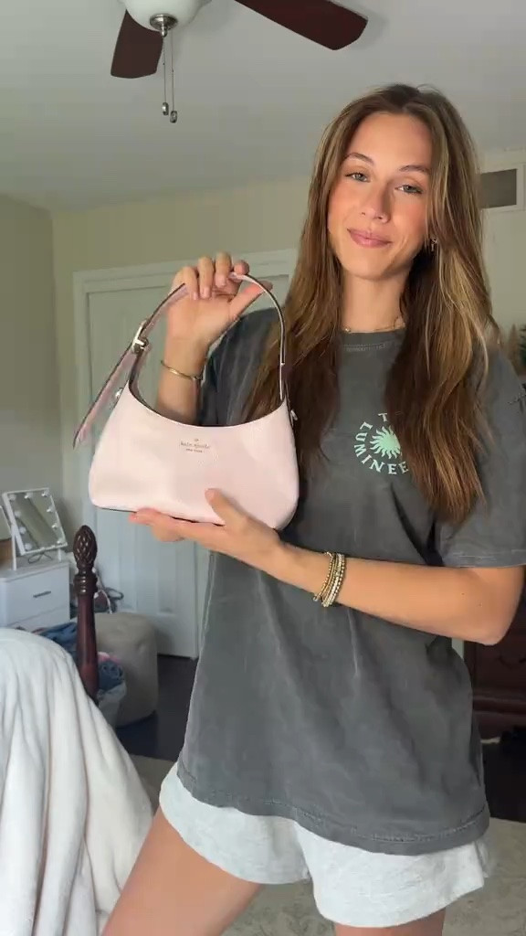 Styling my new purse from @Kate Spade 
#summeroutfits

#LTKootd #LTKgrwm #LTKSaleAlert