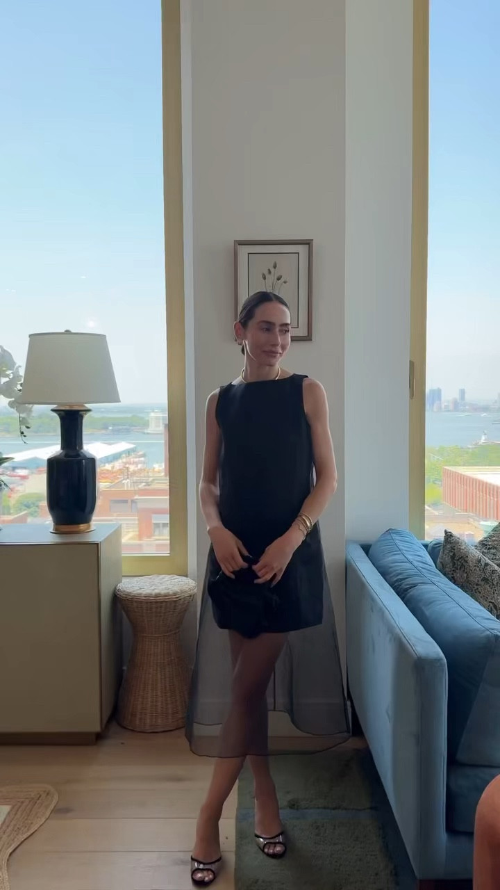 I don’t normally choose a black dress but now I’m torn between 2! 

#LTKStyleTip #LTKVideo