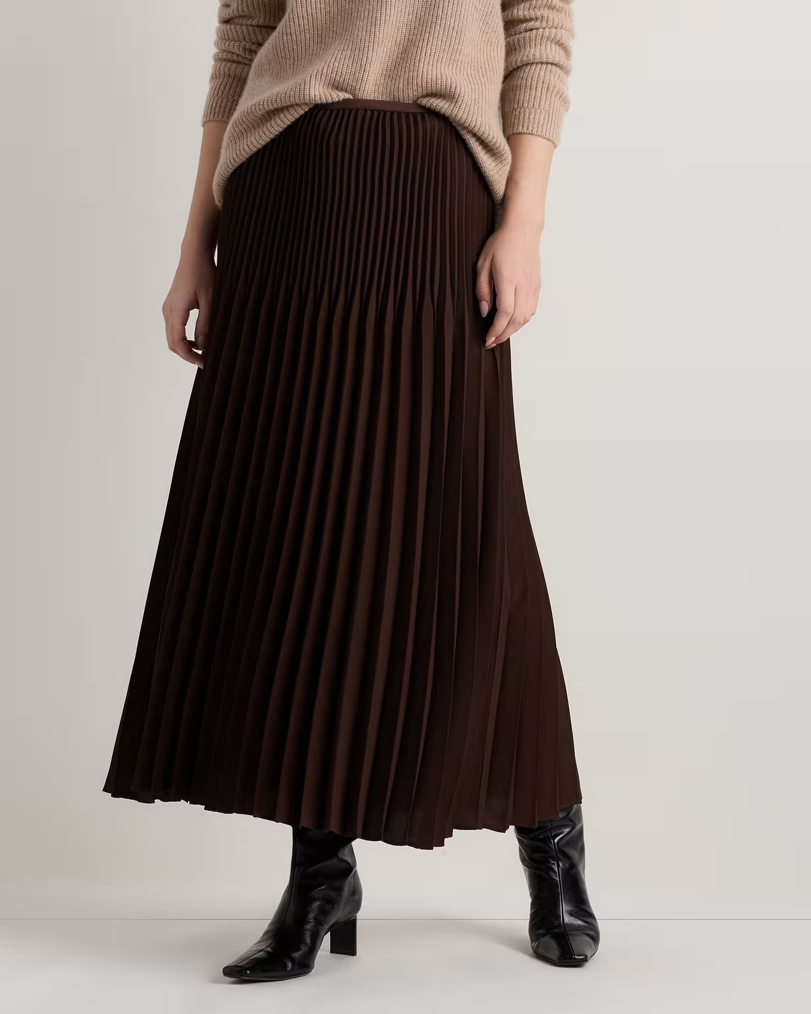 Pleated Matte Midi Skirt | Quince