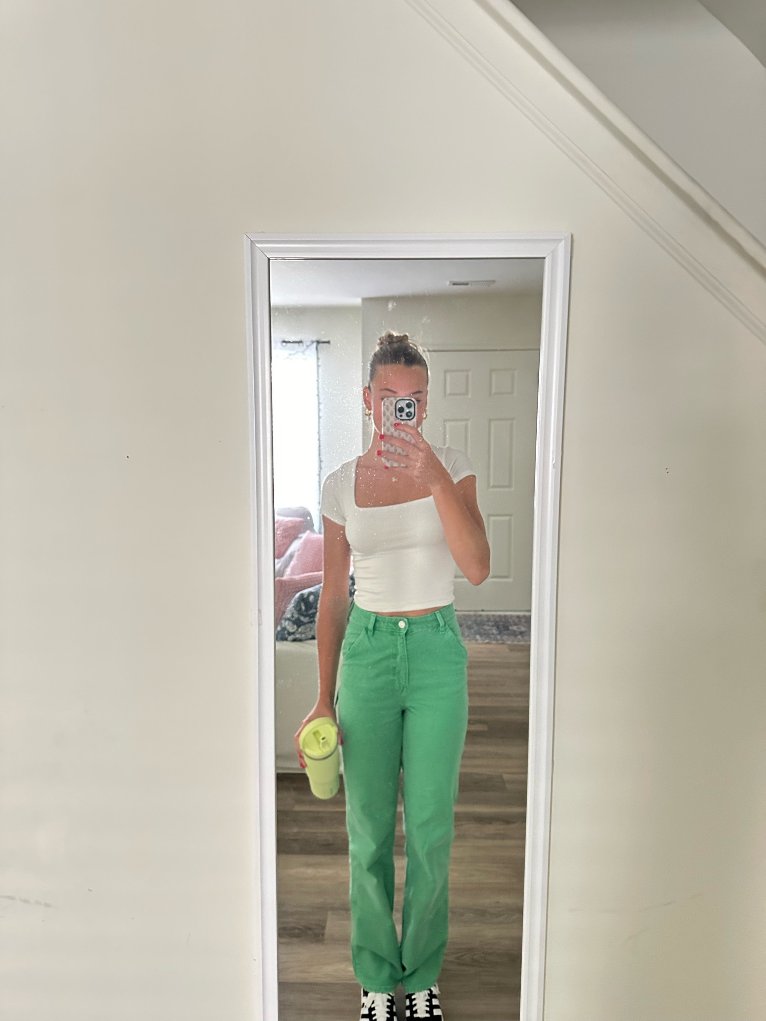 Back to school ! 
Pants from Pacsun (couldn't find the product) 

#LTKShoeCrush #LTKSeasonal #LTKFallSale