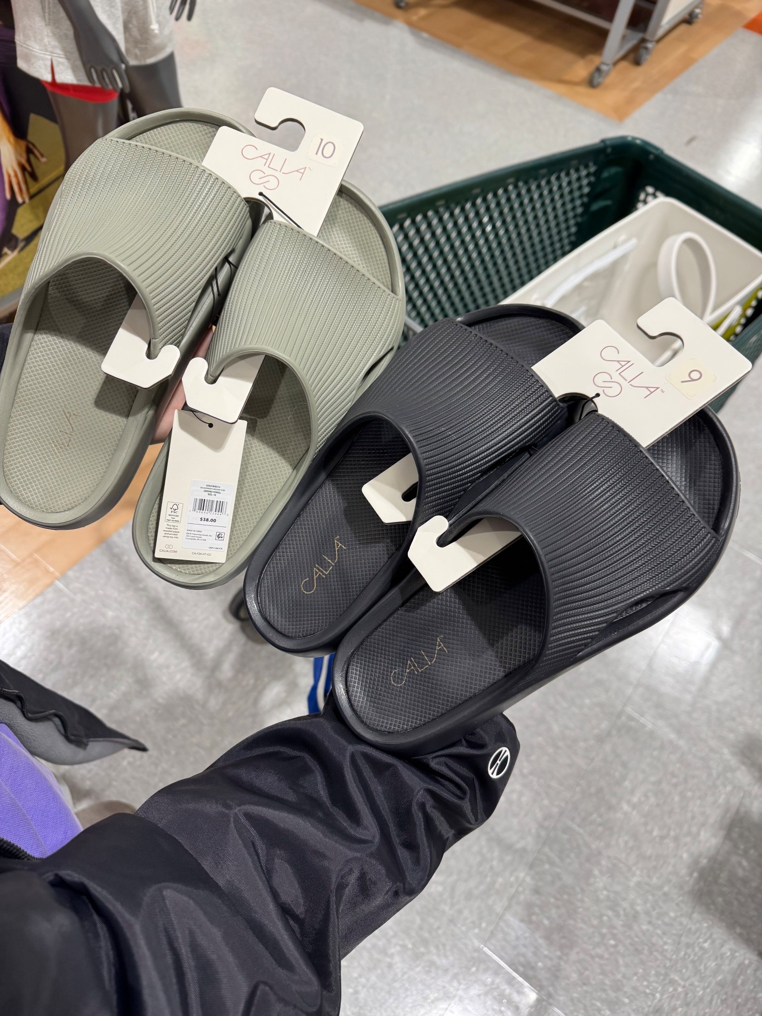 Obsessed with these sandals! 