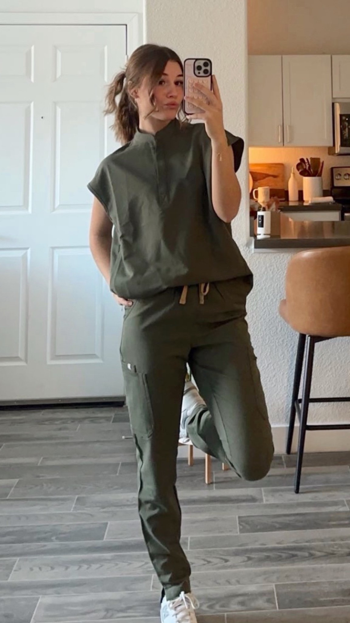size XS in the top and S in the pants:)