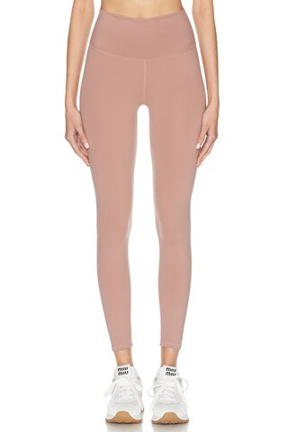 Varley Free Soft High Rise Legging in Antler - Beige. Size S (also in ). | FWRD 