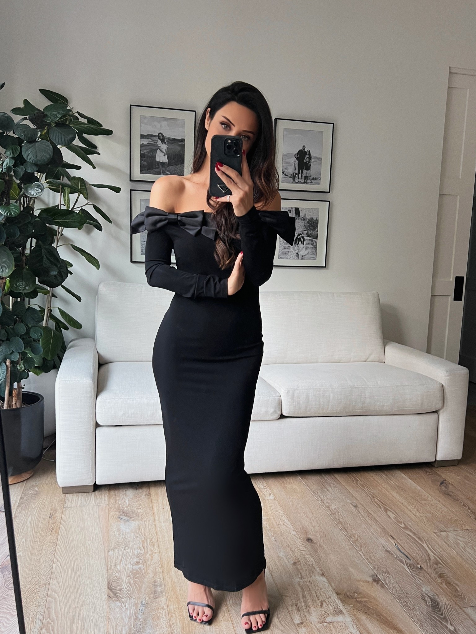 Holiday dresses I’m loving and this one is back in stock 

#LTKOver40 #LTKHoliday #LTKSeasonal