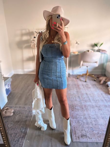 Nashville country concert rodeo outfit this denim dress is crazy good quality! I did a size small it’s super stretchy! 