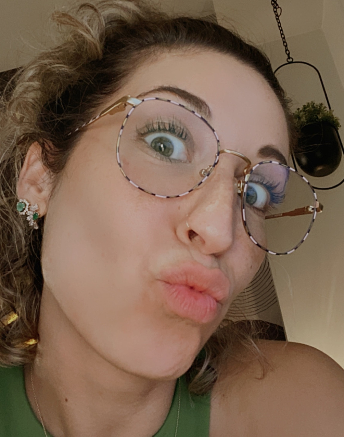Os óculos de grau da mina do TikTok 😂🤓

#LTKbrasil