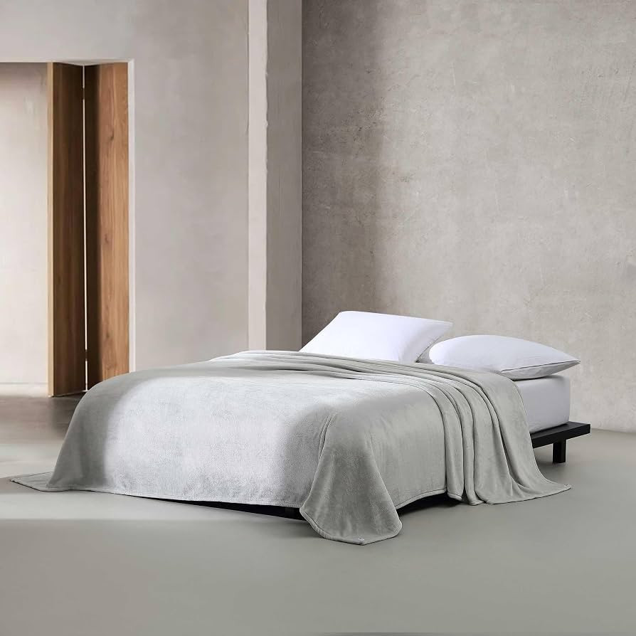 Calvin Klein - Queen Blanket, Soft Plush Bedding, Medium Weight Bed Blanket (Aluminum Grey, Queen... | Amazon (US)