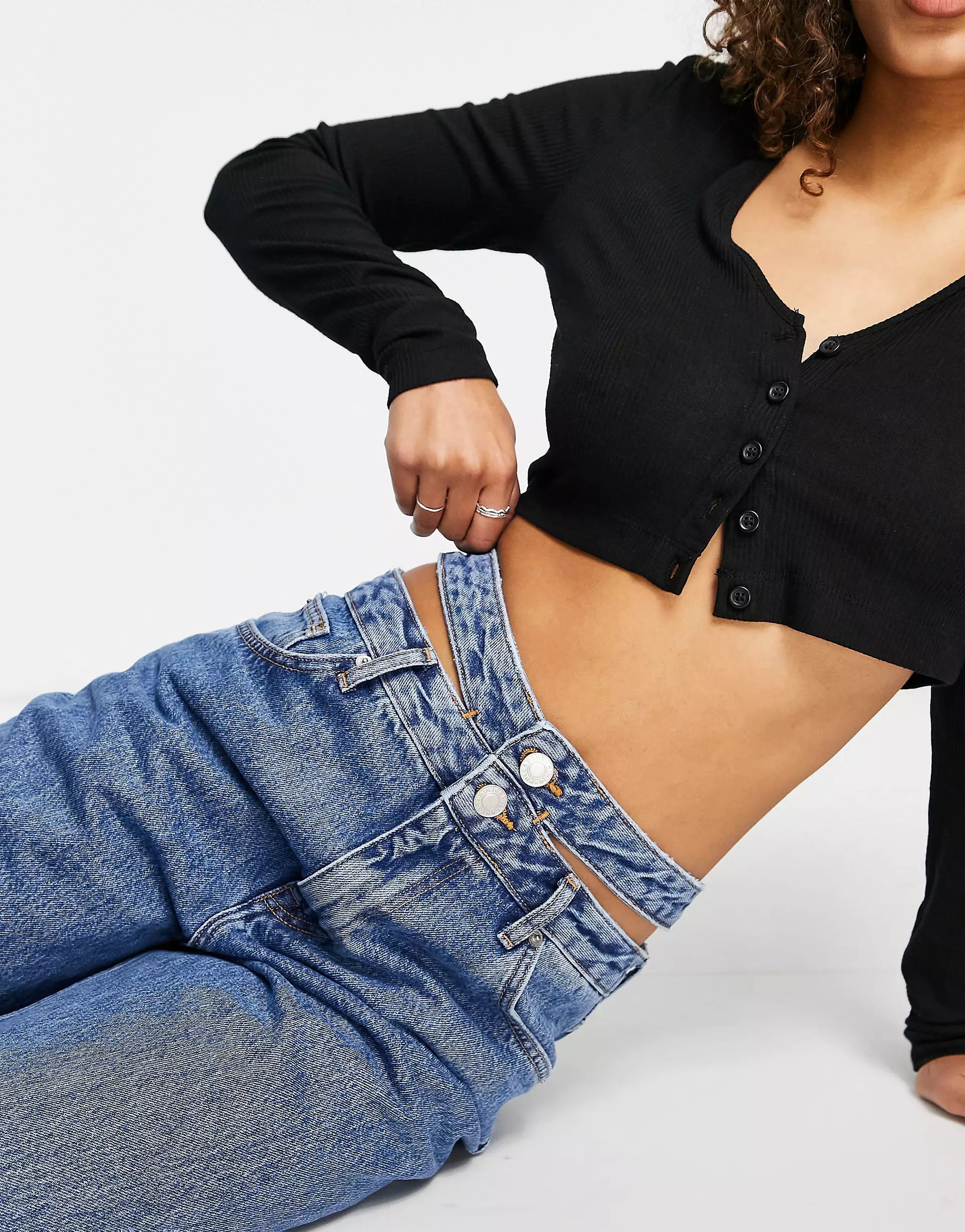 Pull&Bear 90's straight leg jeans with double waist detail in blue | ASOS (Global)