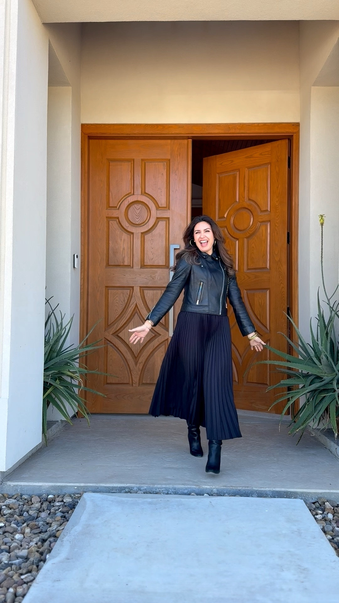 All black OOTD 

#LTKgrwm #LTKootd #LTKmomlife