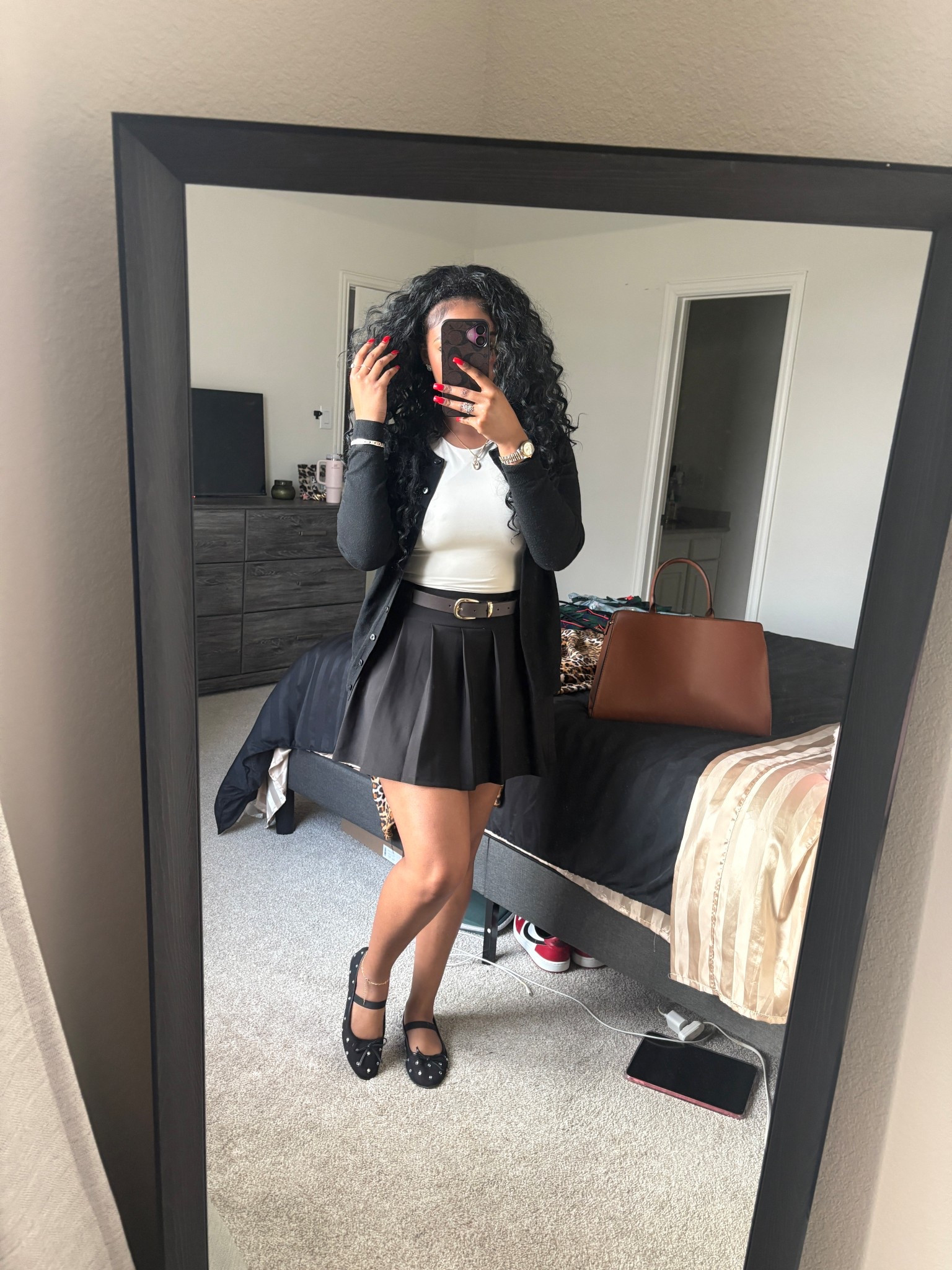 Chic girly ootd for work 🖤 #work #ootd #corporateootd #workoutfits 

#LTKootd #LTKgrwm #LTKmorningroutine