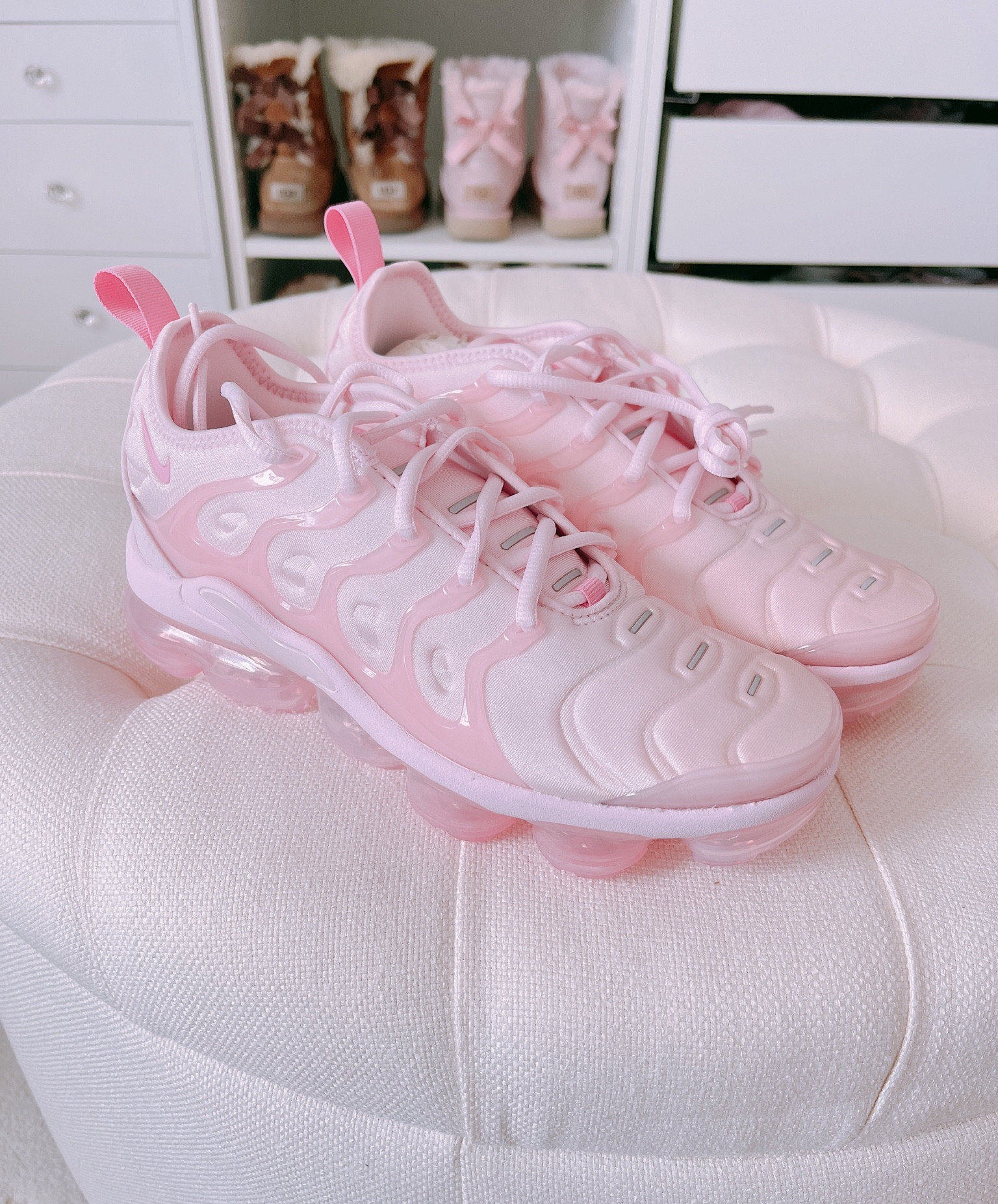 Comfy Pink shoes 💘