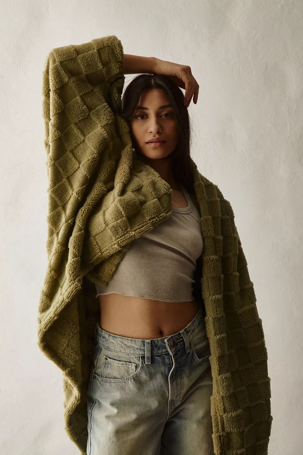 Checkerboard Super Plush Throw Blanket | Urban Outfitters (US and RoW)