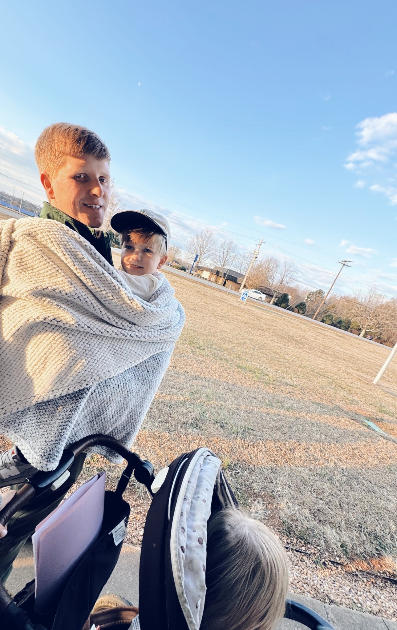 Spending our morning at the DMV 🚙 hehe time for new licenses 🪪  out on the farm 🚜🌾🛻✨