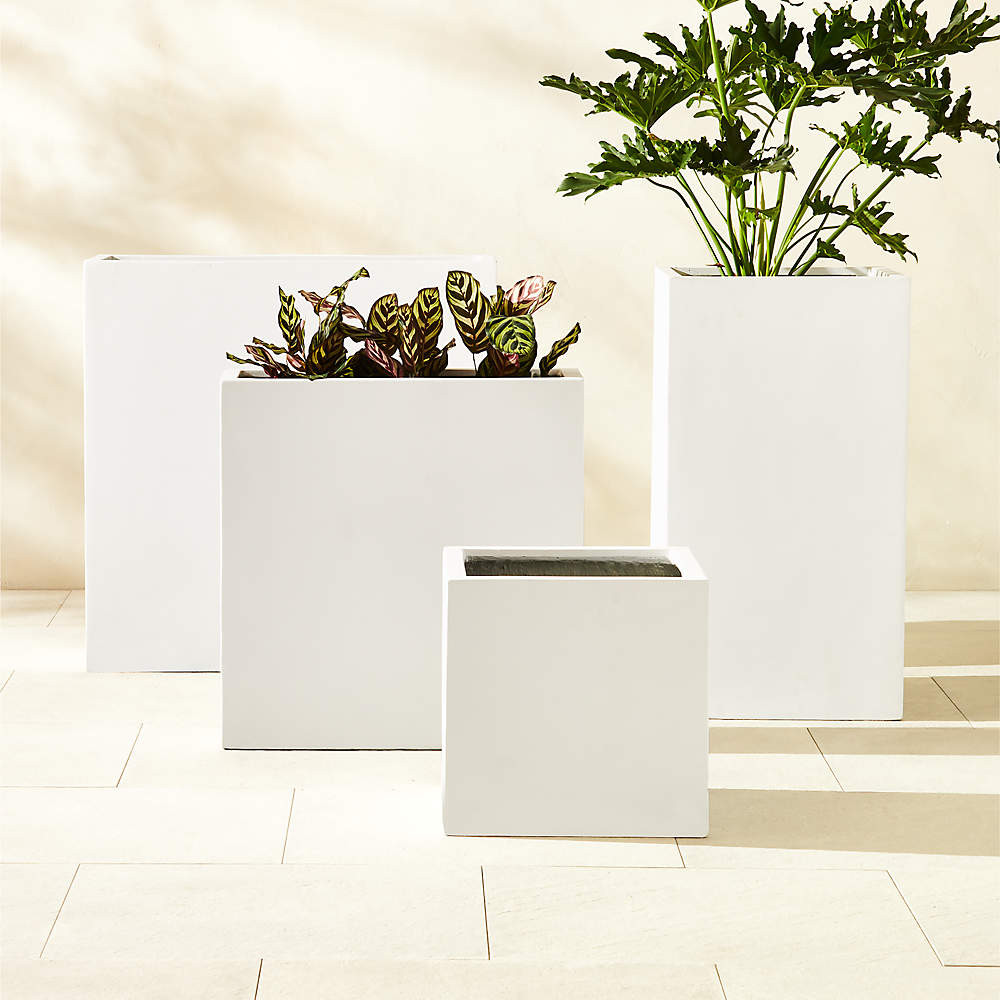 ASH RECTANGULAR WHITE CEMENT INDOOR/OUTDOOR PLANTER LARGE | CB2