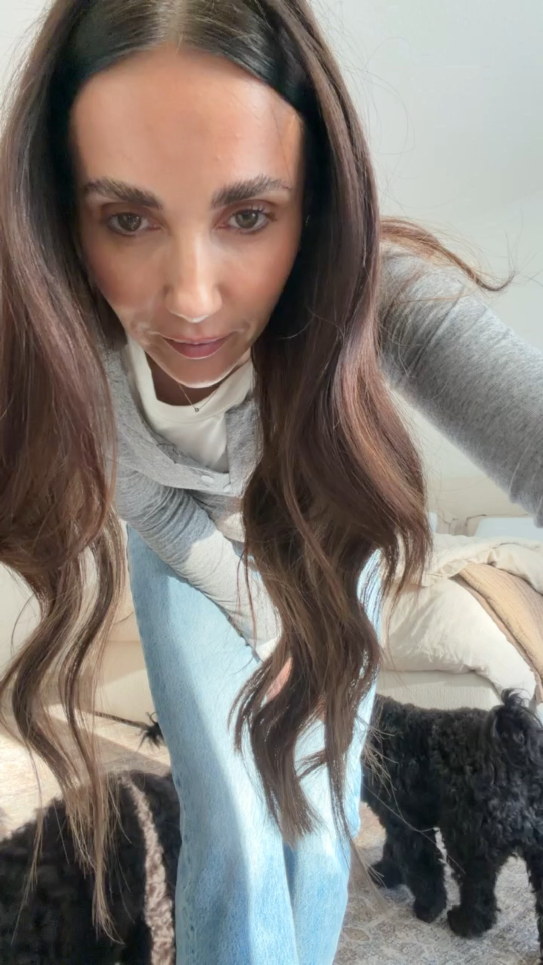 Basic top from Evereve, fashion staples, new balance sneakers, evereve outfit ideas, barrel leg jeans, annabrstyle

#LTKootd #LTKOver40