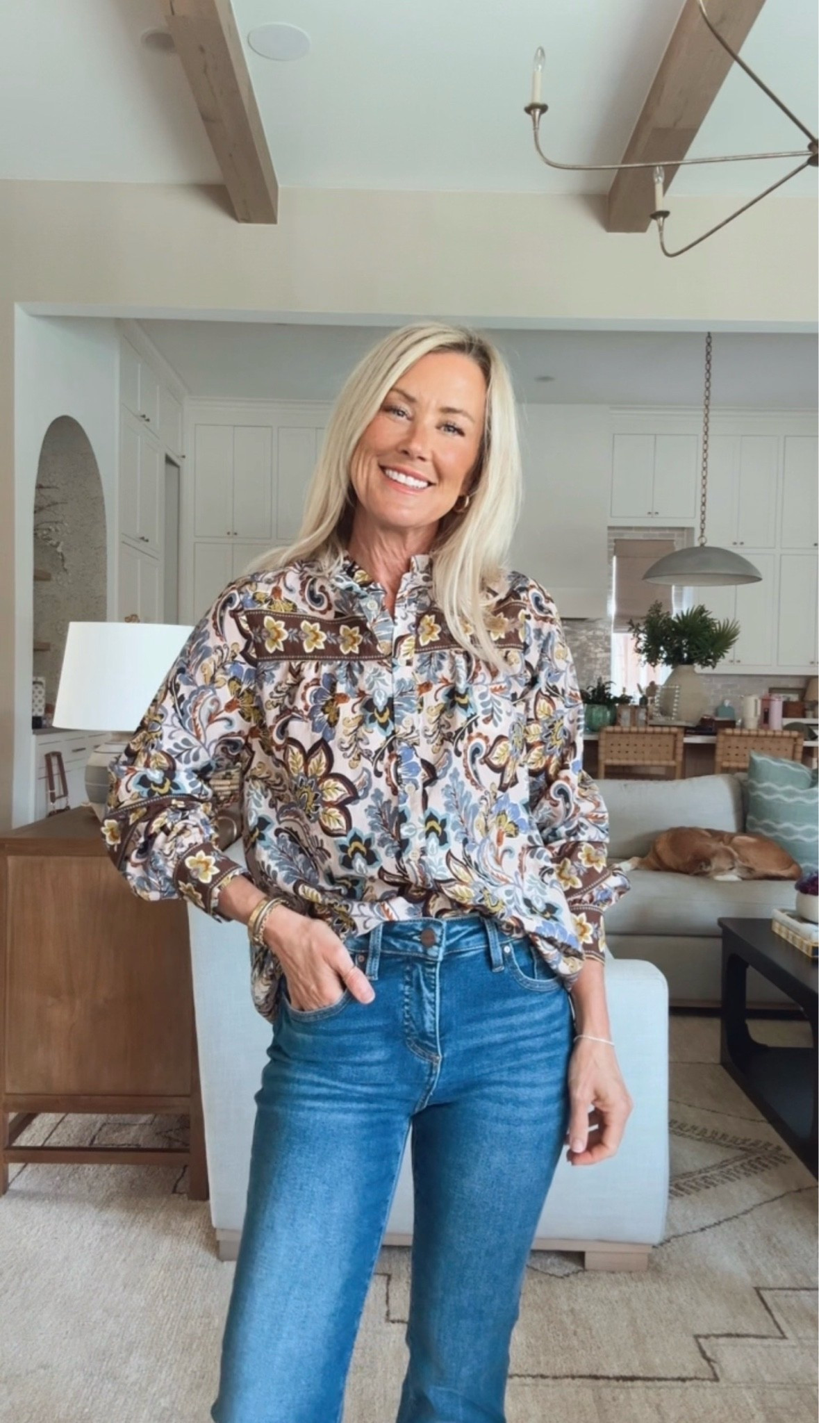 A great statement top for all your fall events! Love this one with jeans or a skirt. 

Top: small
Jeans: 25

#LTKgrwm #LTKOver40 #LTKSeasonal