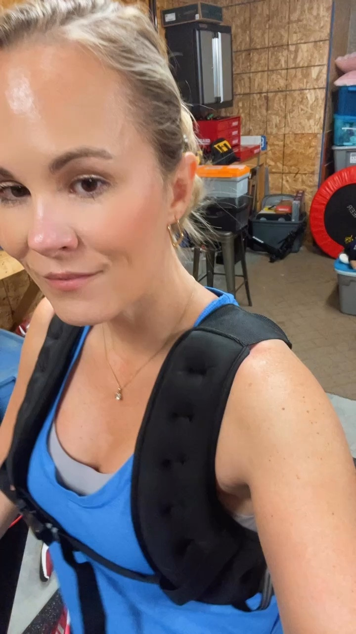 My newest workout accessory- a weighted vest- wellness has taken on a new meaning g this year- Turning 46 is making me appreciate everything I can still do including working out and enjoying it

#LTKActive #LTKMidsize #LTKOver40