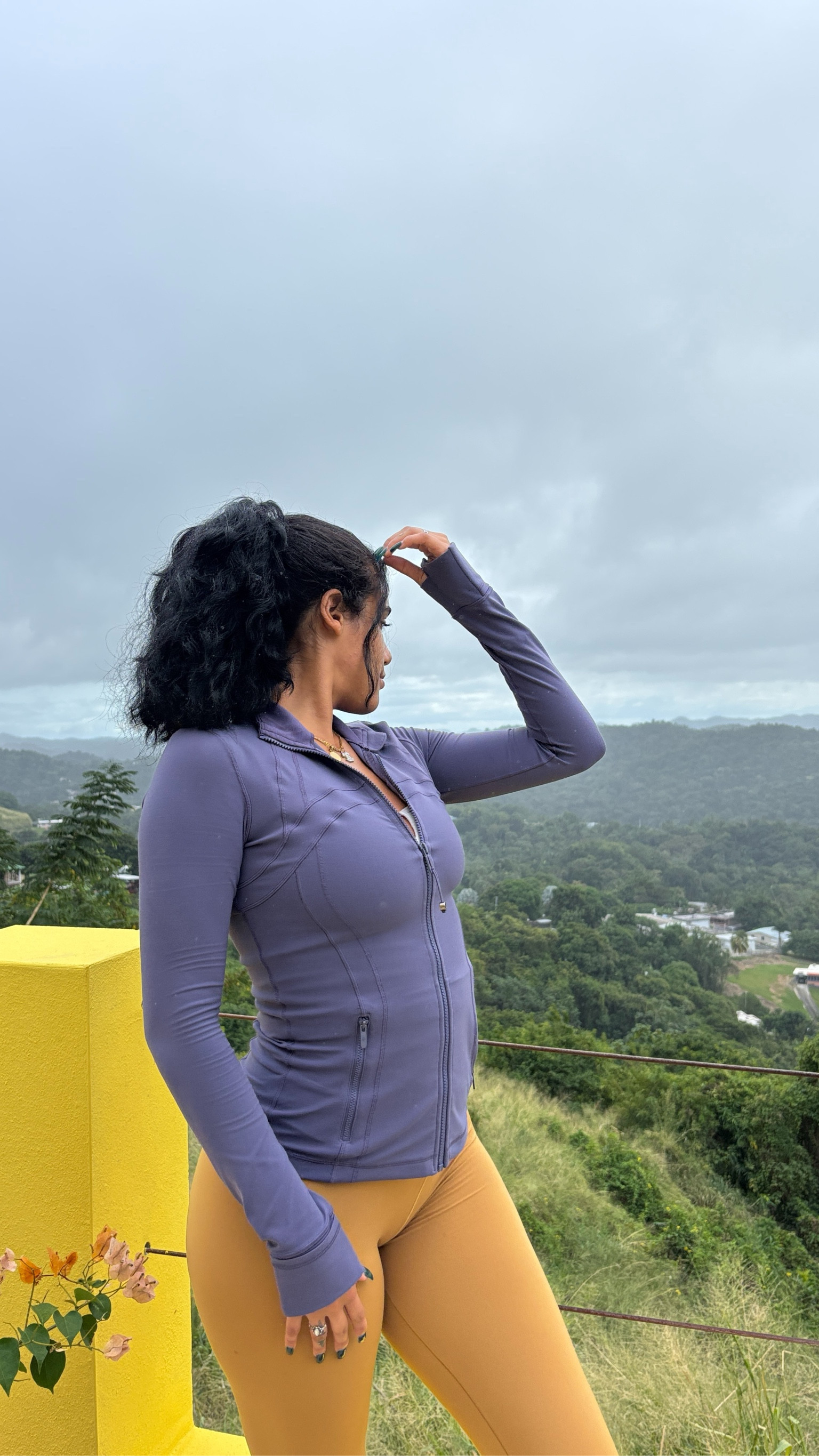 Active wear during mountain hikes ⛰️❤️

#LTKGiftGuide #LTKTravel #LTKFitness