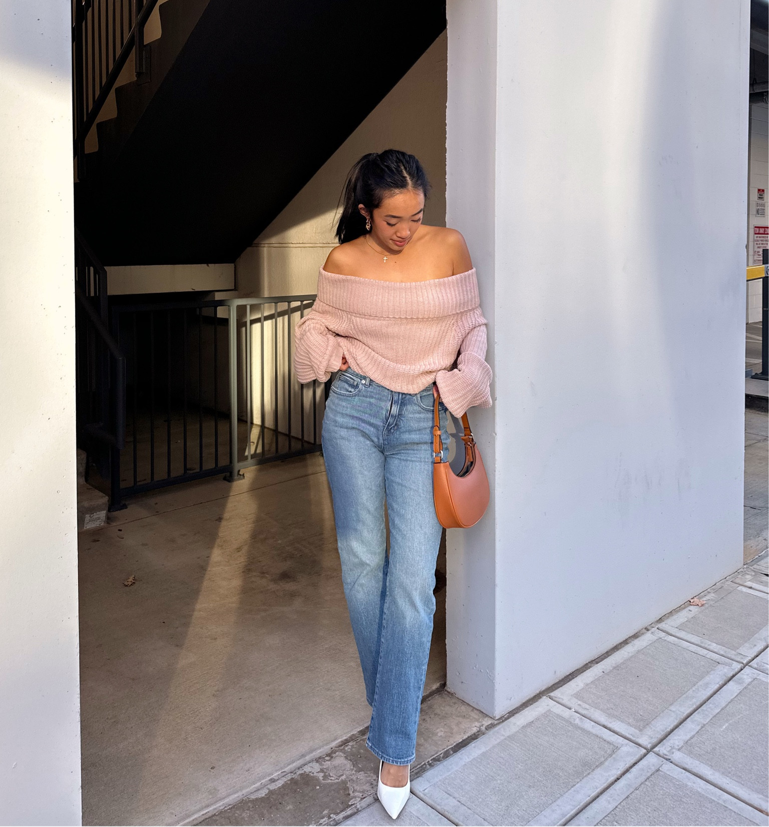 Madewell jeans. Straight leg jeans. Fall outfit. Holiday outfit. Off the shoulder sweater.

#LTKstyletip #LTKHoliday #LTKSeasonal