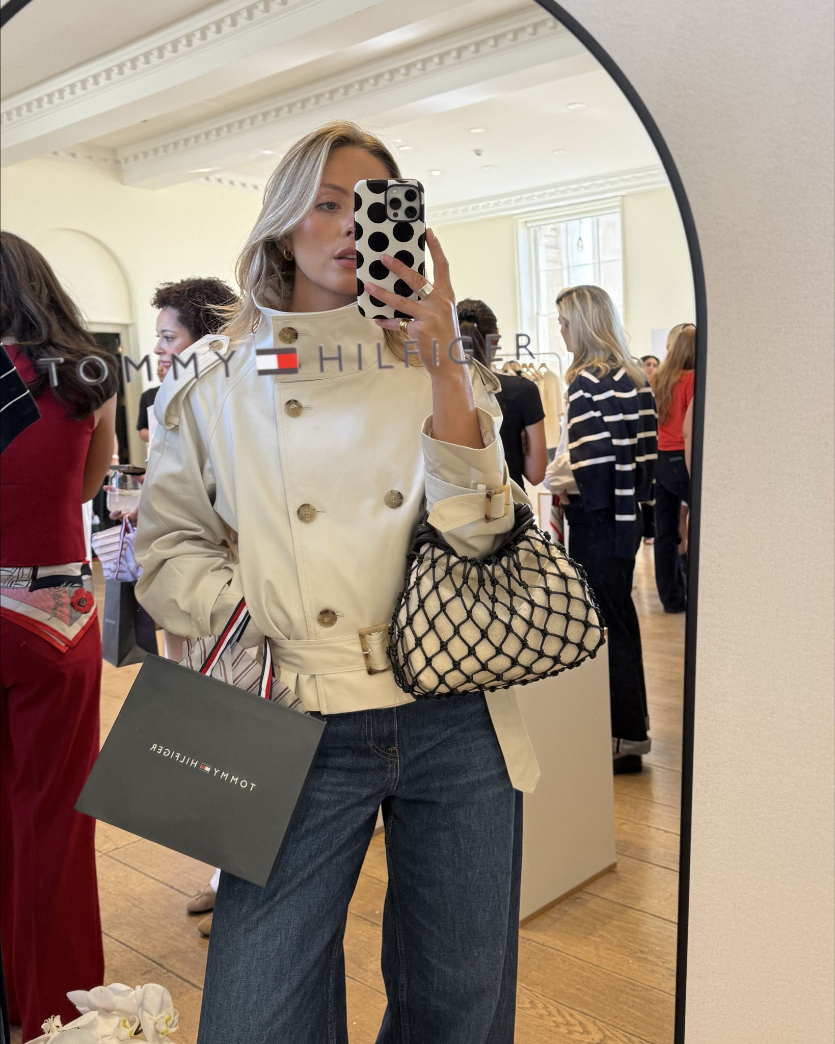 Today’s spring look in all Tommy Hilfiger 

Short trench, cropped trench, spring jacket, lightweight jacket, blue jeans, wide leg jeans, Macrame bag, holiday bag, suede shoes, boat shoes, deck shoes, simple style, classic style 

#LTKspring #LTKjeans #LTKuk